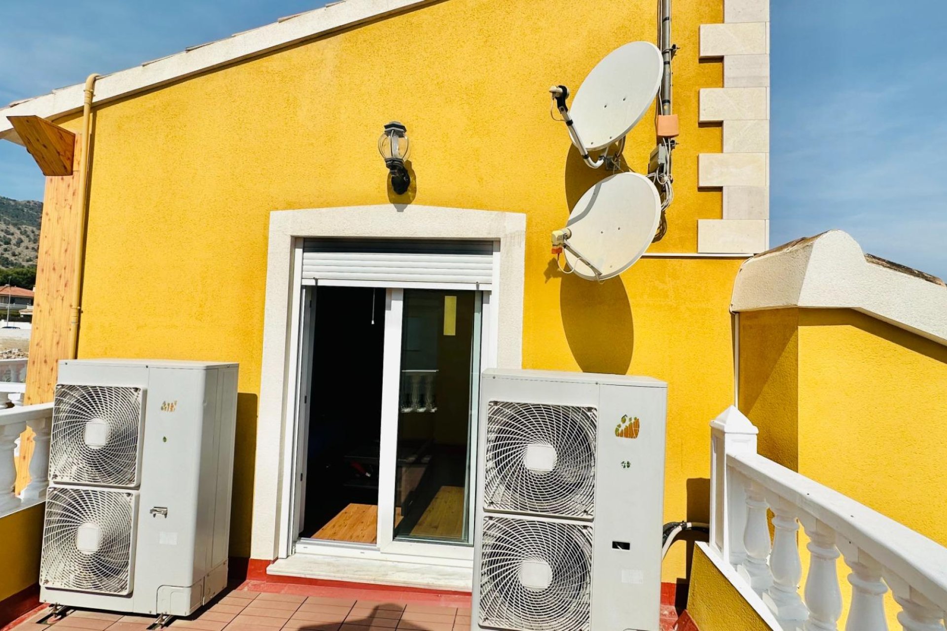 Használt Ingatlanok - Villa -
Orihuela - Urb. Montepinar