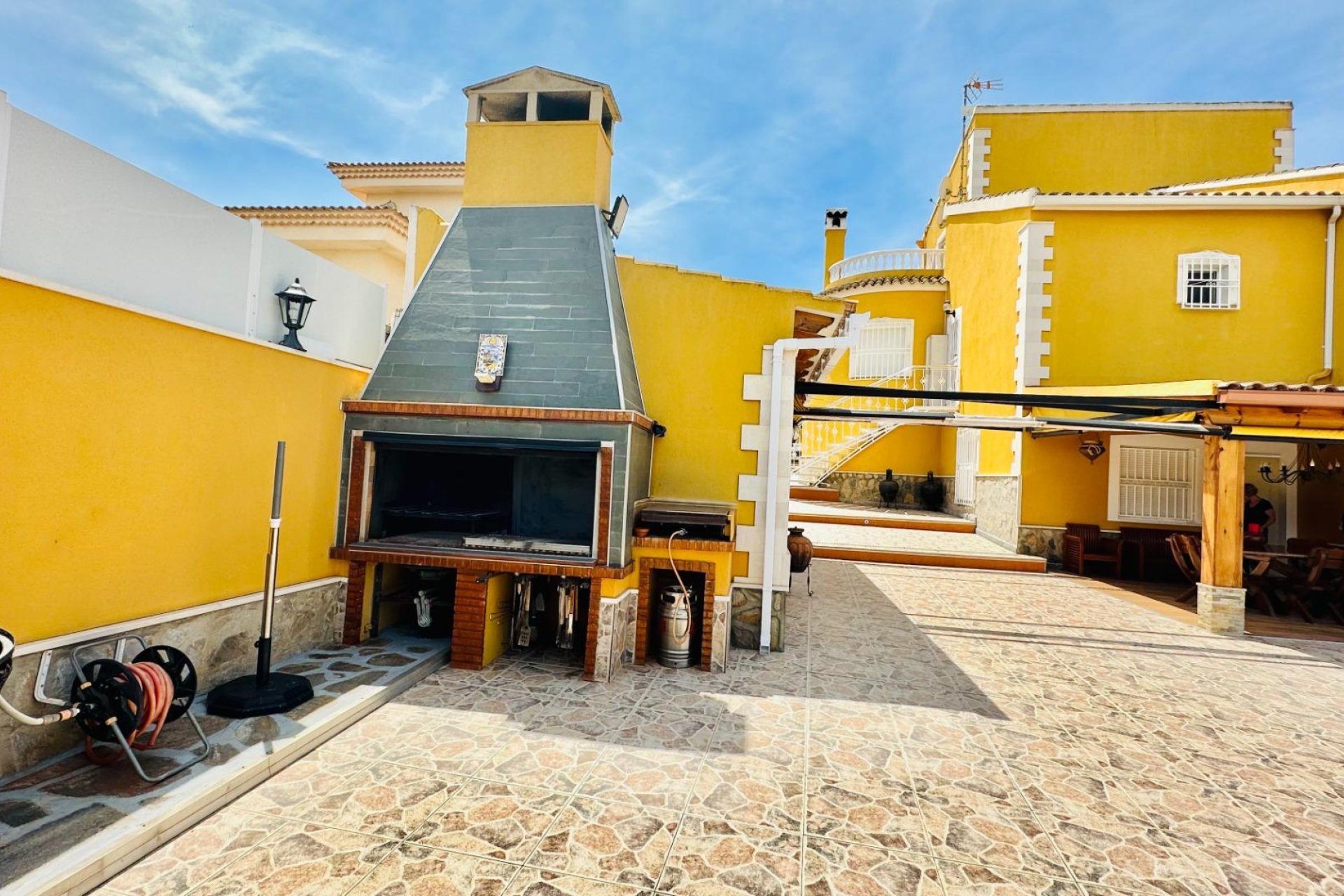 Használt Ingatlanok - Villa -
Orihuela - Urb. Montepinar