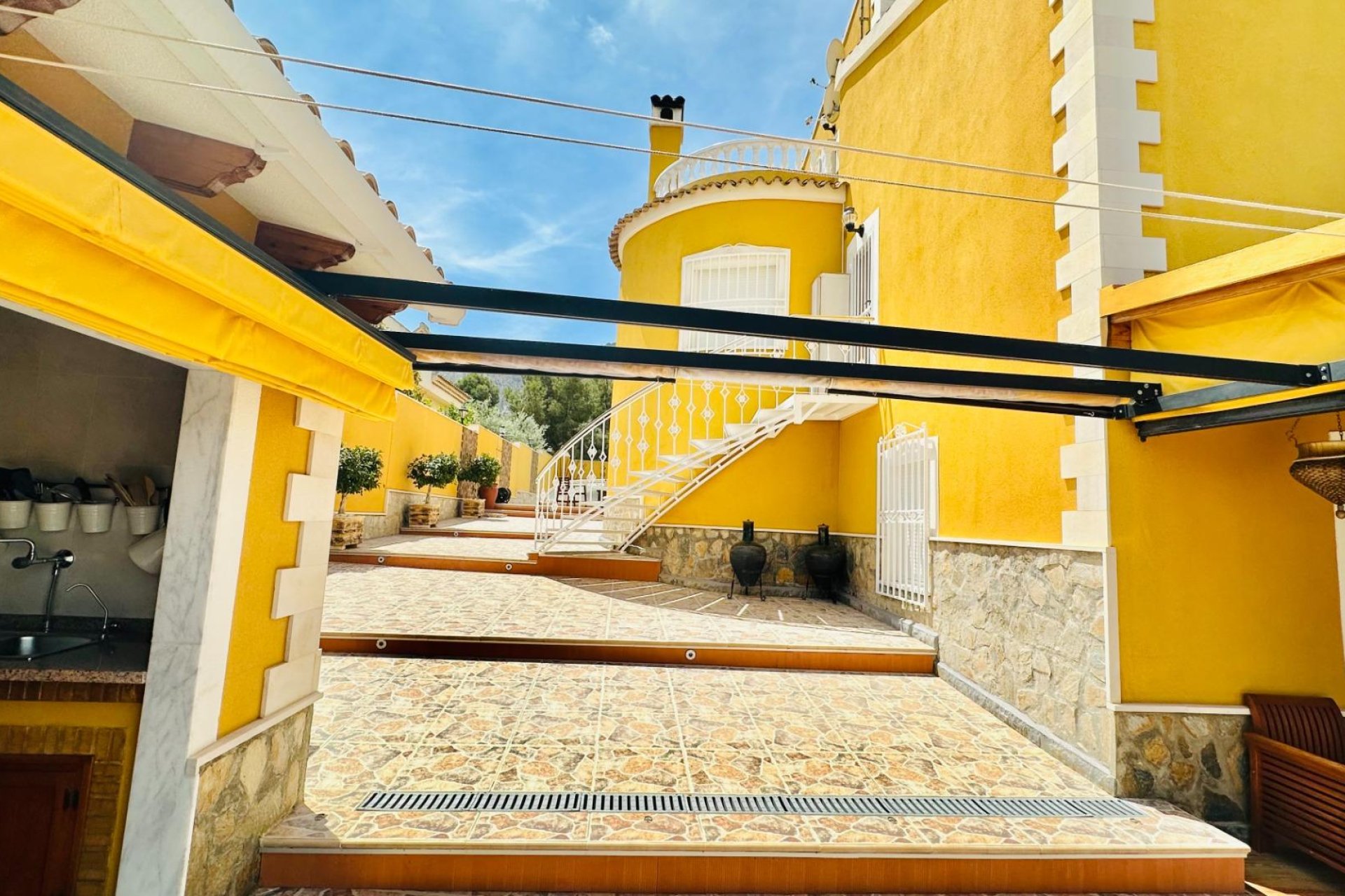 Használt Ingatlanok - Villa -
Orihuela - Urb. Montepinar