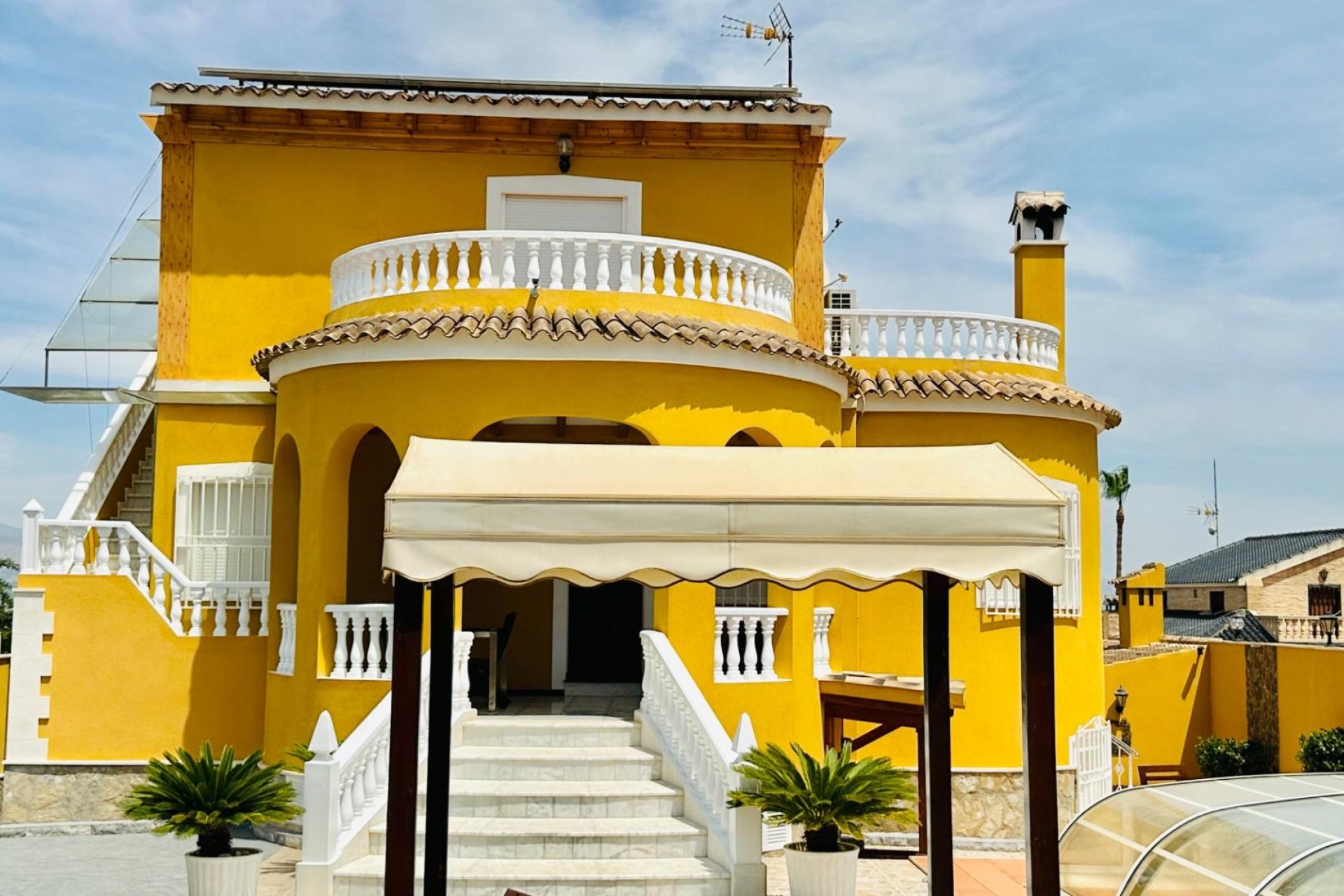 Használt Ingatlanok - Villa -
Orihuela - Urb. Montepinar