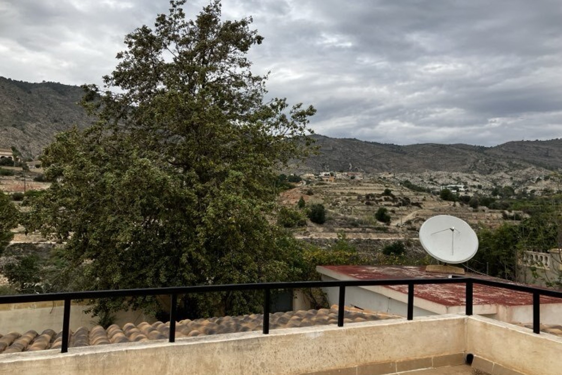 Használt Ingatlanok - Villa -
Orxeta - Costa Blanca