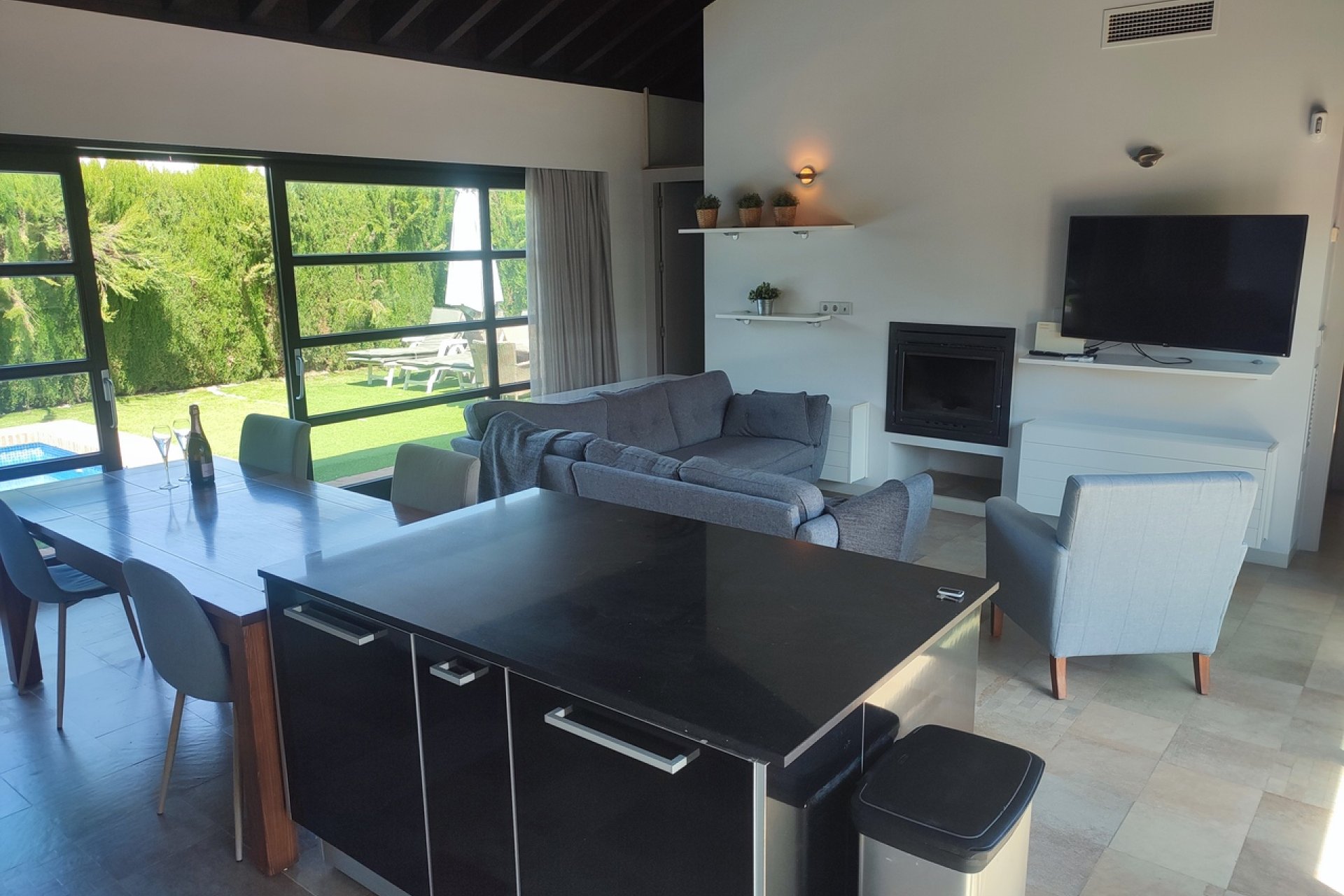 Használt Ingatlanok - Villa -
Peraleja Golf - Inland