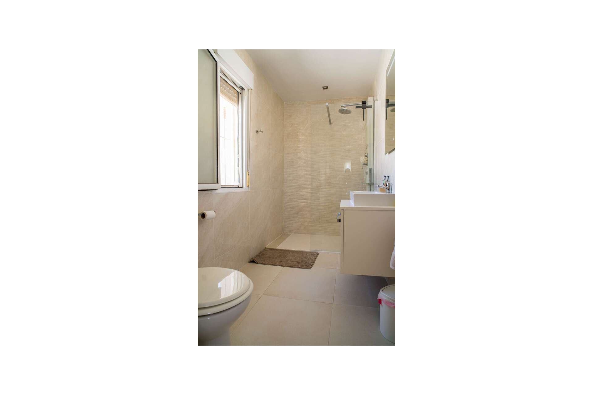 Használt Ingatlanok - Villa -
Pinoso - Inland