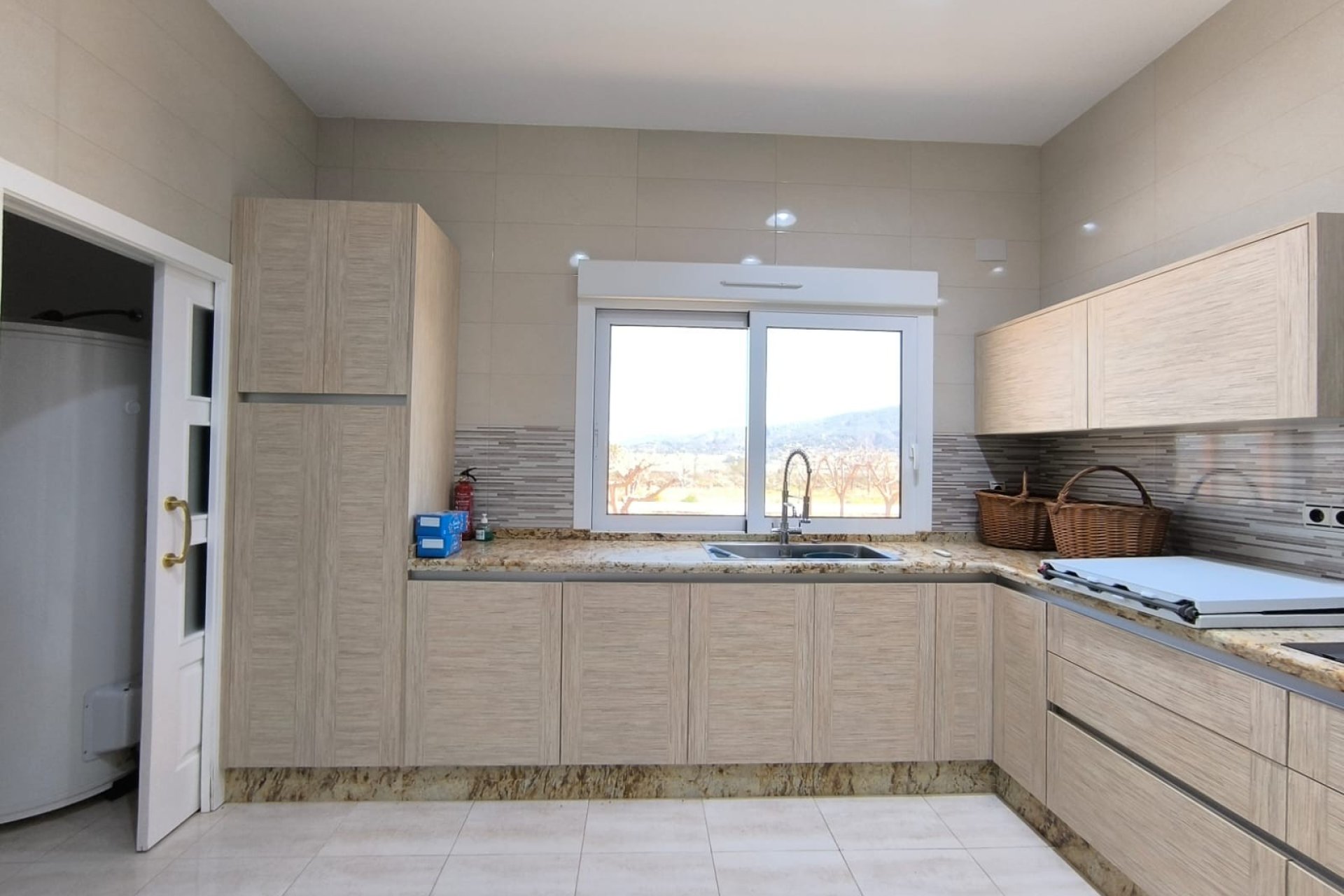 Használt Ingatlanok - Villa -
Pinoso - Inland