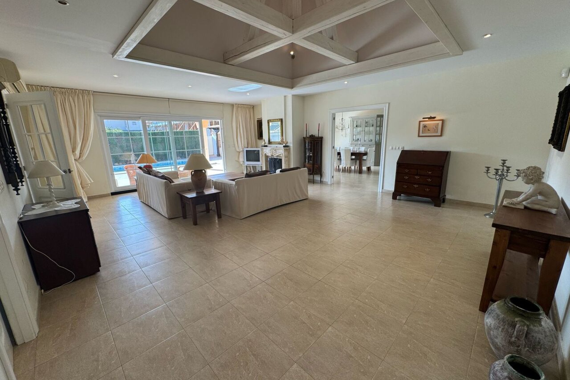 Használt Ingatlanok - Villa -
Playa Flamenca - Costa Blanca