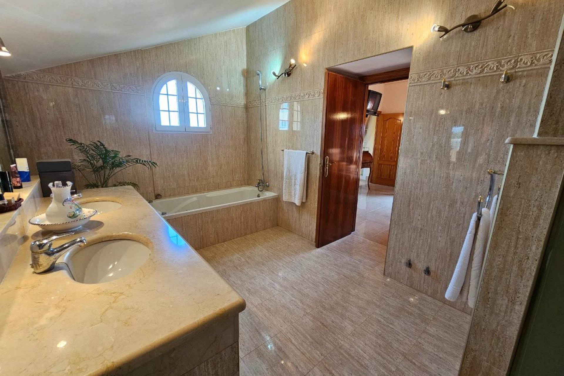 Használt Ingatlanok - Villa -
Playa Honda - Costa Calida