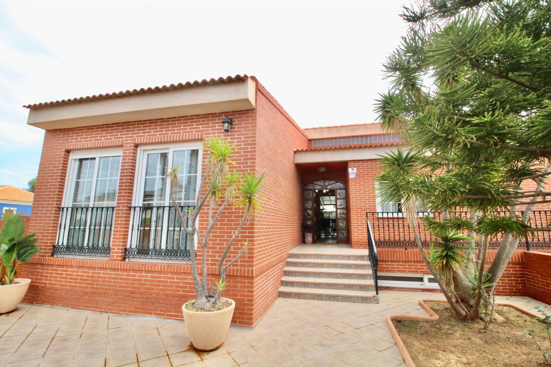 Használt Ingatlanok - Villa -
Playa Honda - Costa Calida
