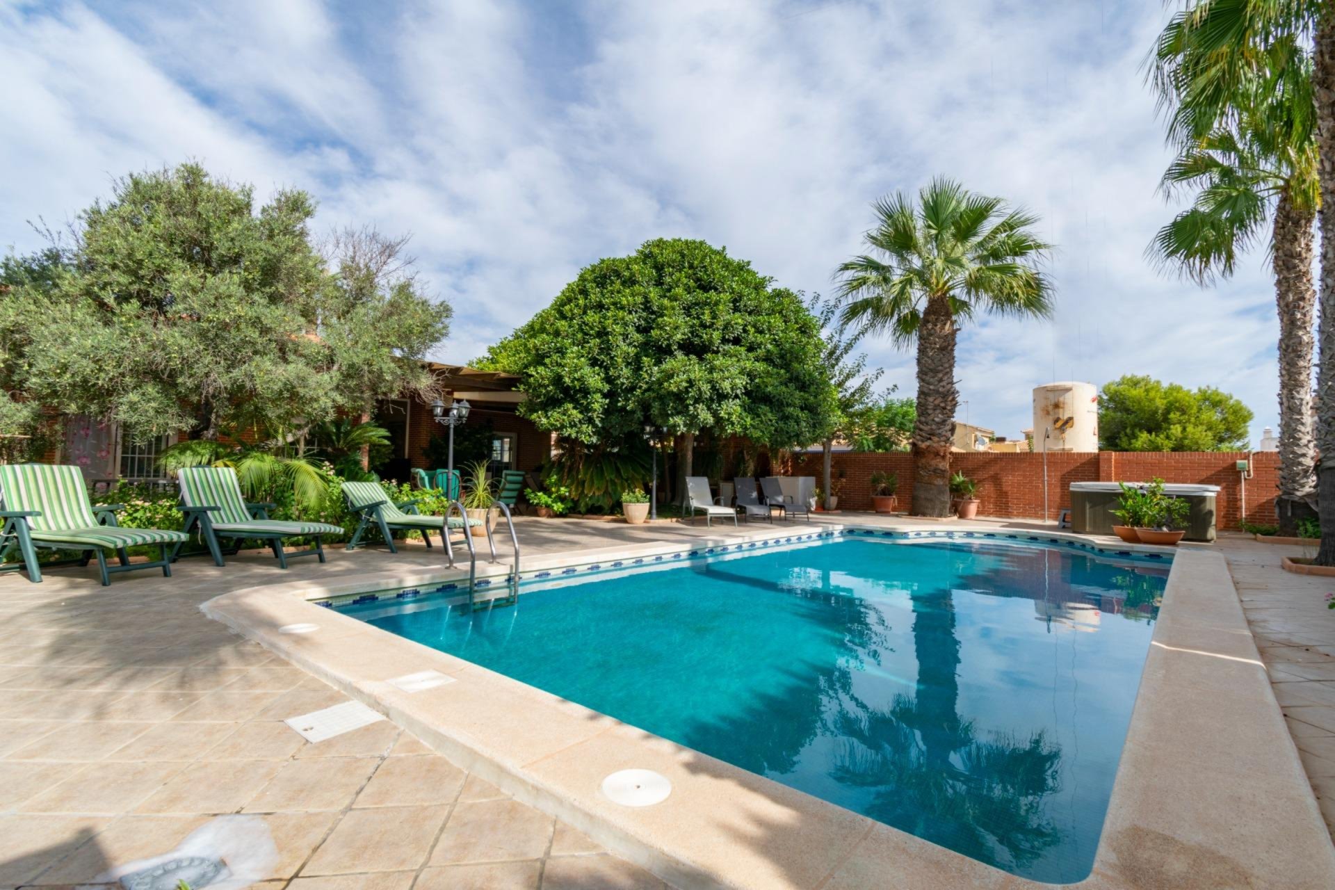 Használt Ingatlanok - Villa -
Playa Honda - Costa Calida