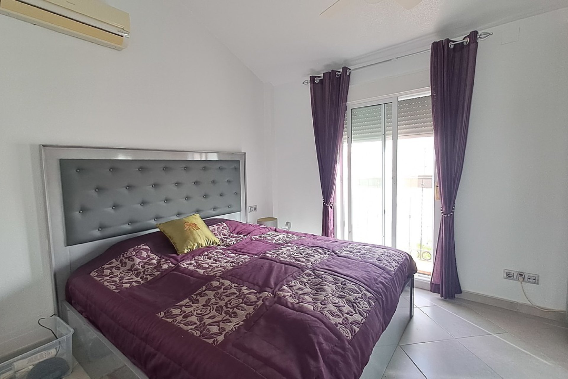 Használt Ingatlanok - Villa -
Punta Prima - Costa Blanca