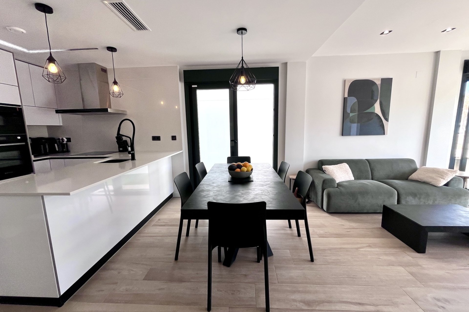 Használt Ingatlanok - Villa -
Punta Prima - Costa Blanca