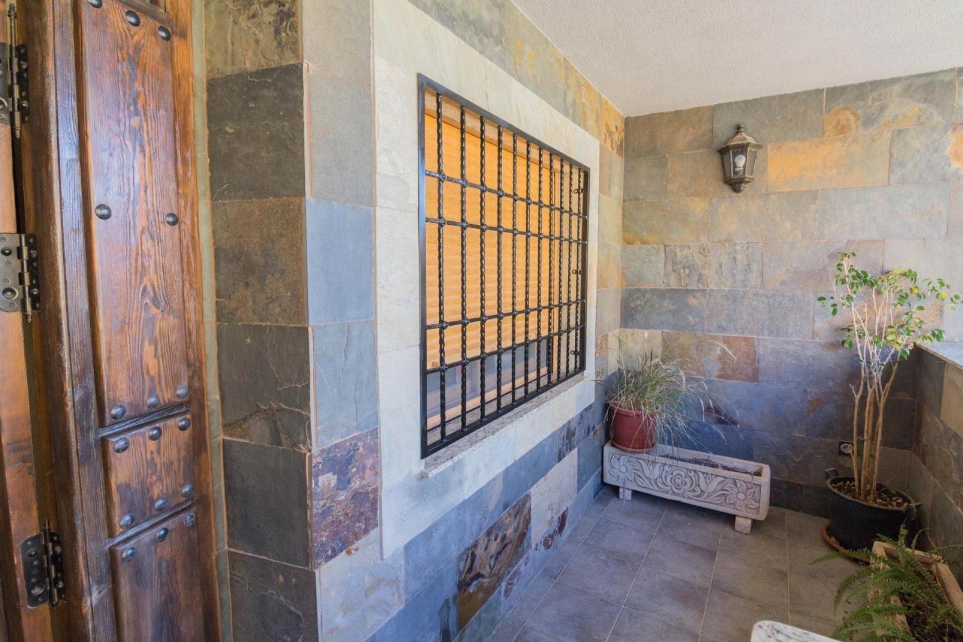 Használt Ingatlanok - Villa -
Redován - Comunidad Valenciana