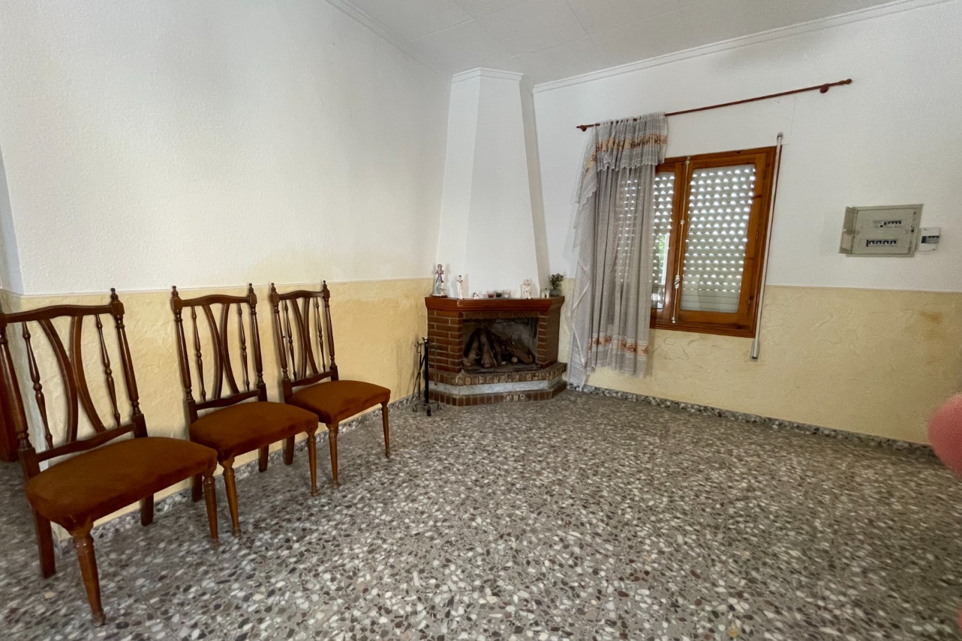 Használt Ingatlanok - Villa -
Redován - Inland