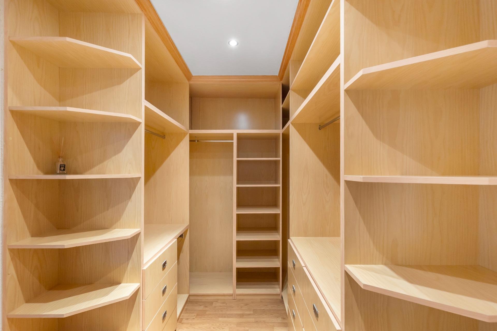 Használt Ingatlanok - Villa -
Rojales - Pueblo Bravo