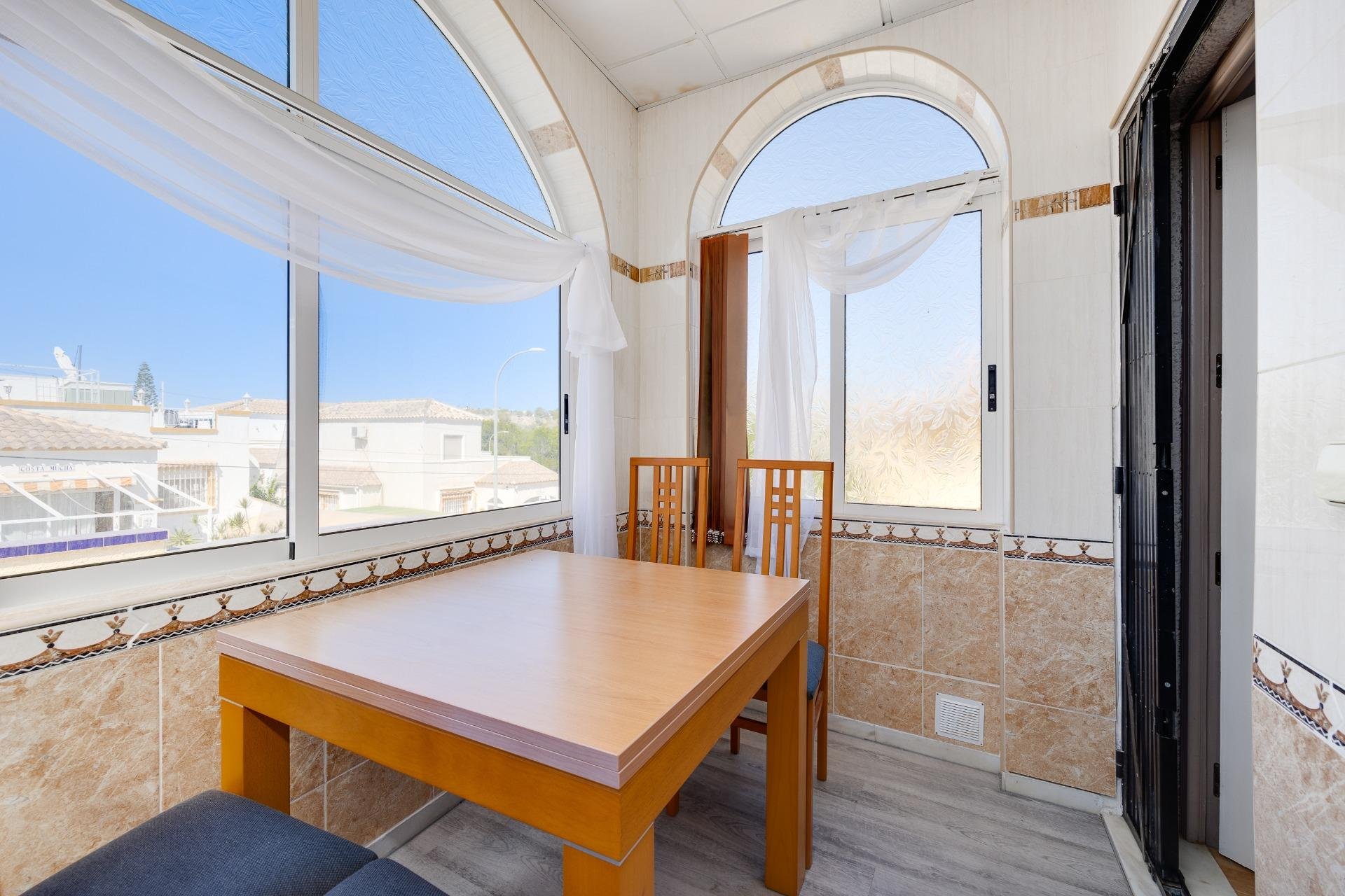 Használt Ingatlanok - Villa -
San Fulgencio - La Marina