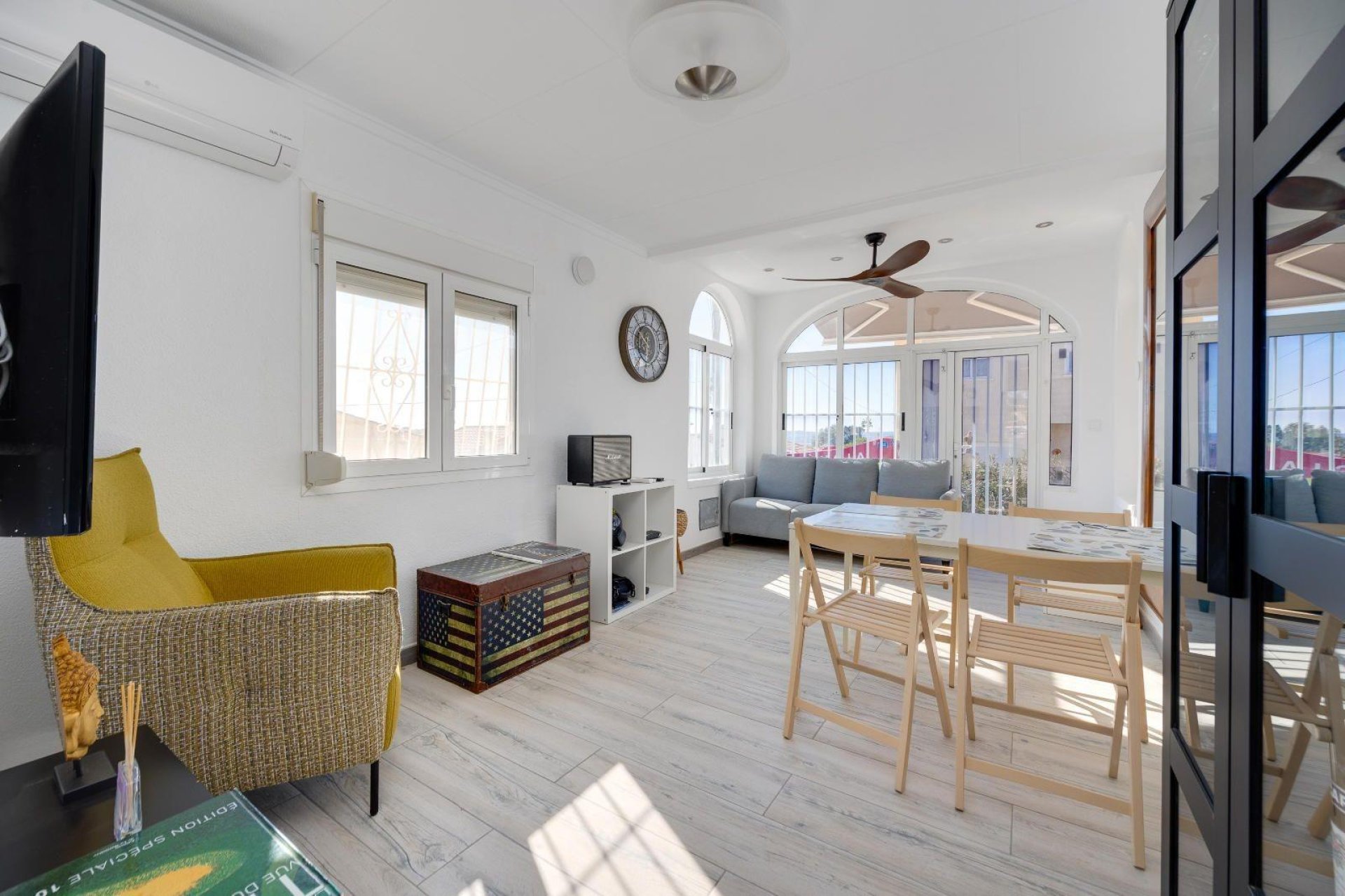 Használt Ingatlanok - Villa -
San Fulgencio - La Marina