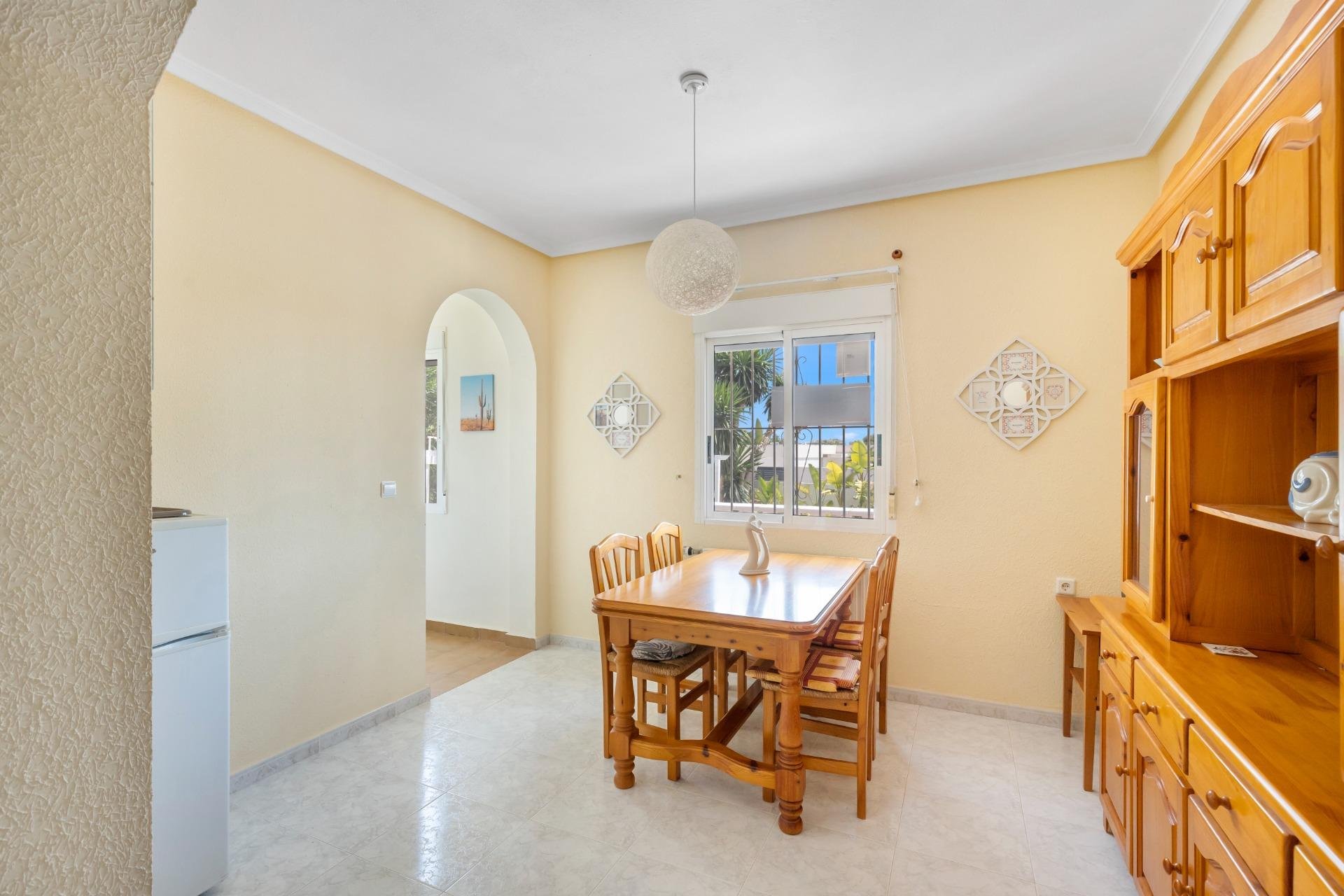 Használt Ingatlanok - Villa -
San Fulgencio - Urb. La Marina