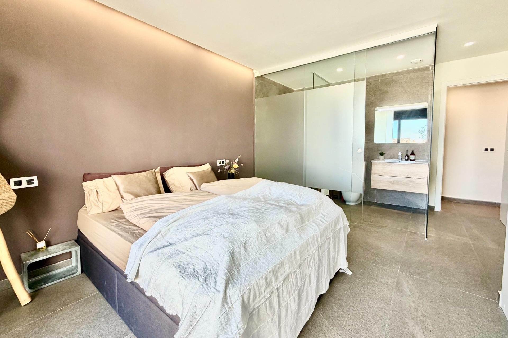 Használt Ingatlanok - Villa -
San Miguel de Salinas - Bellavista