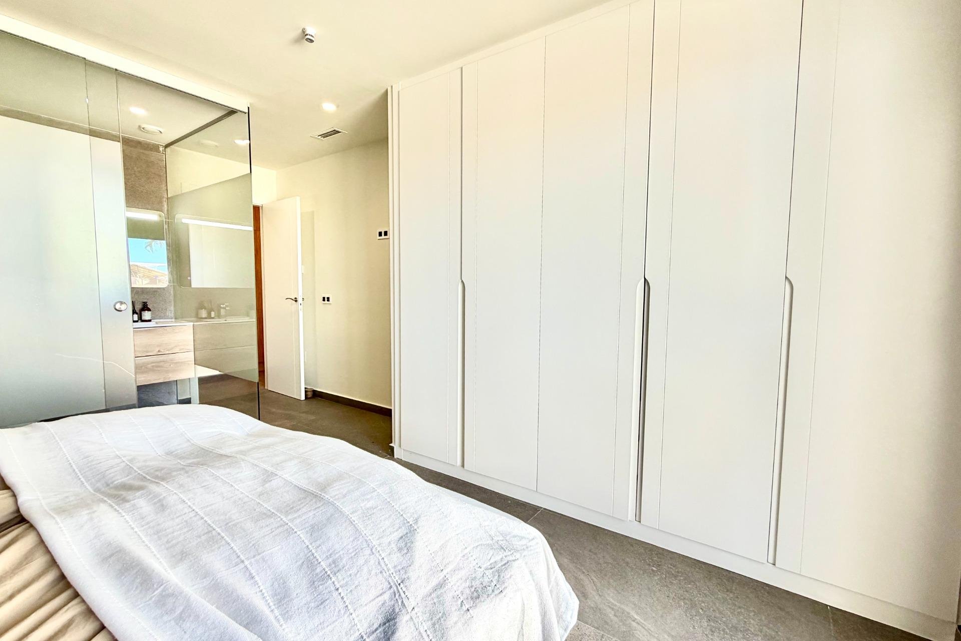 Használt Ingatlanok - Villa -
San Miguel de Salinas - Bellavista