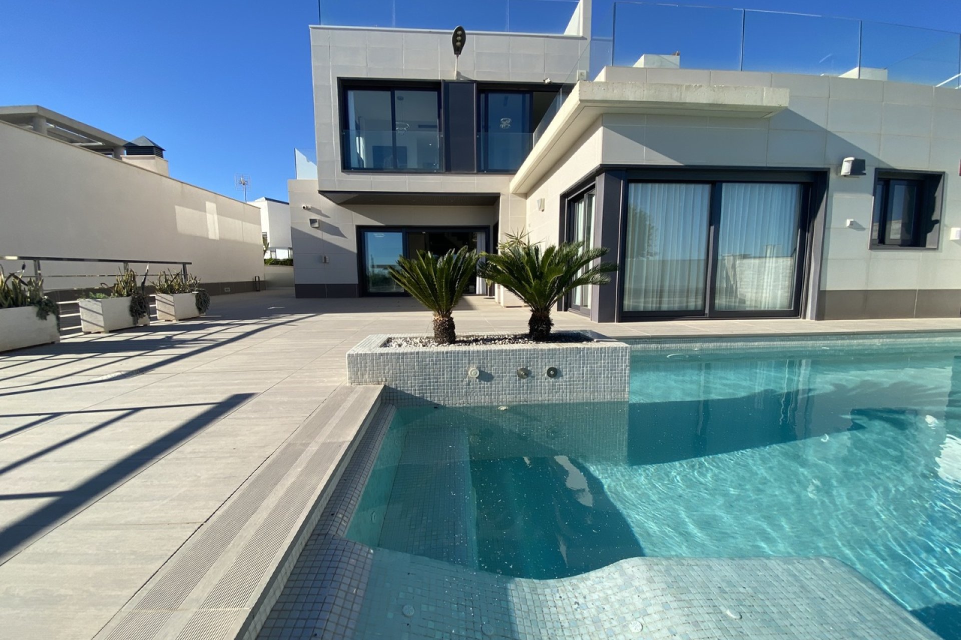 Használt Ingatlanok - Villa -
San Miguel de Salinas - Inland