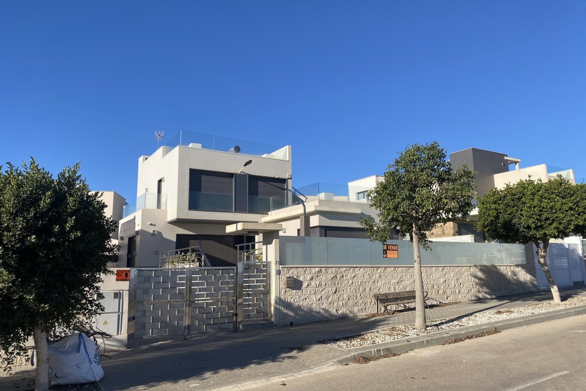 Használt Ingatlanok - Villa -
San Miguel de Salinas - Inland