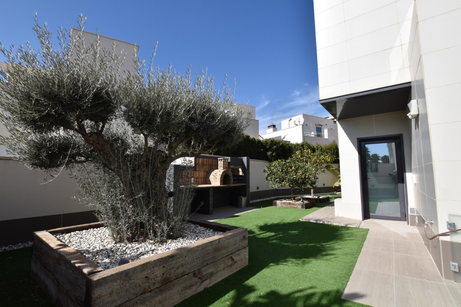 Használt Ingatlanok - Villa -
San Miguel de Salinas - Inland