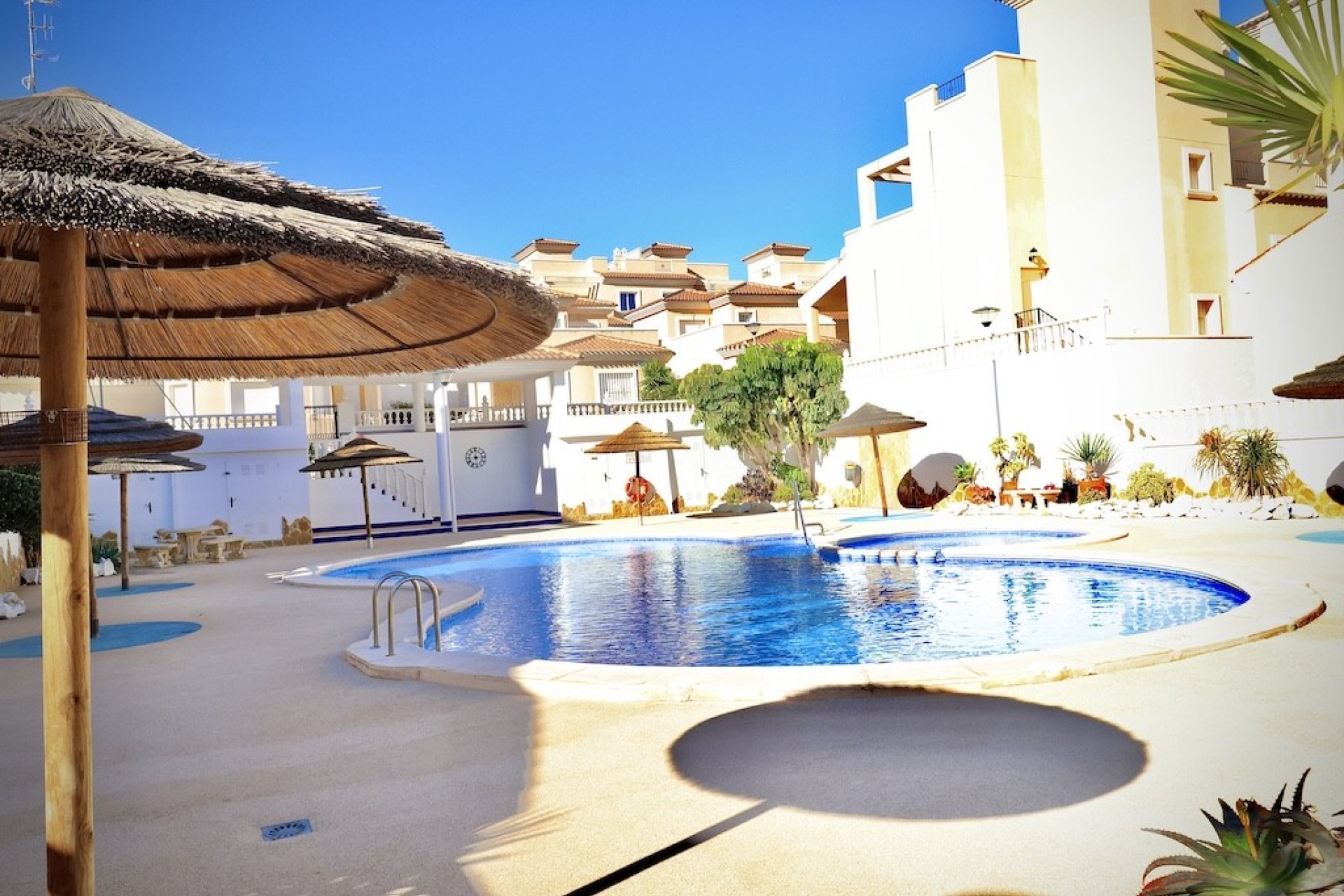 Használt Ingatlanok - Villa -
San Miguel de Salinas - Inland