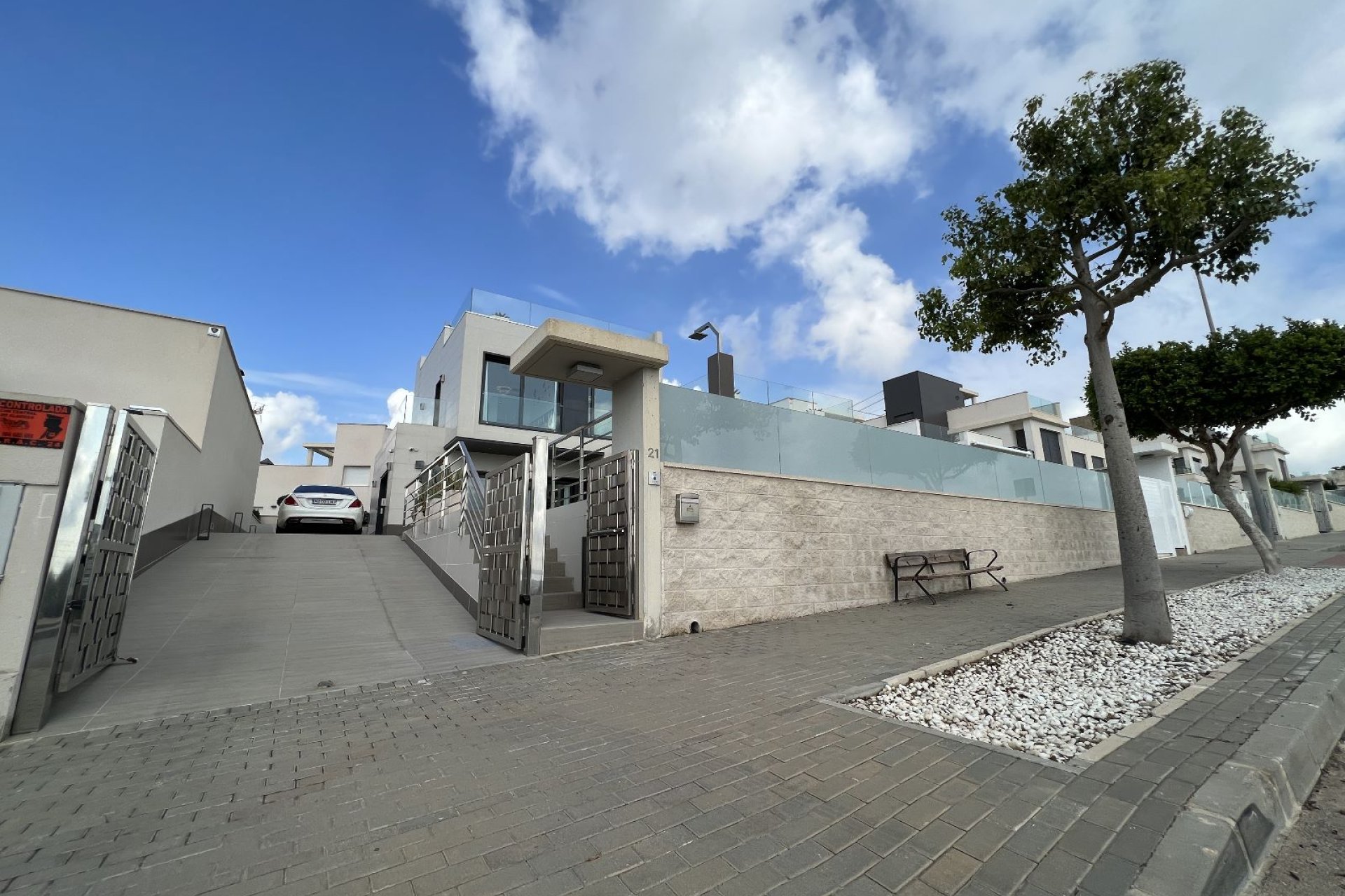 Használt Ingatlanok - Villa -
San Miguel de Salinas - Inland