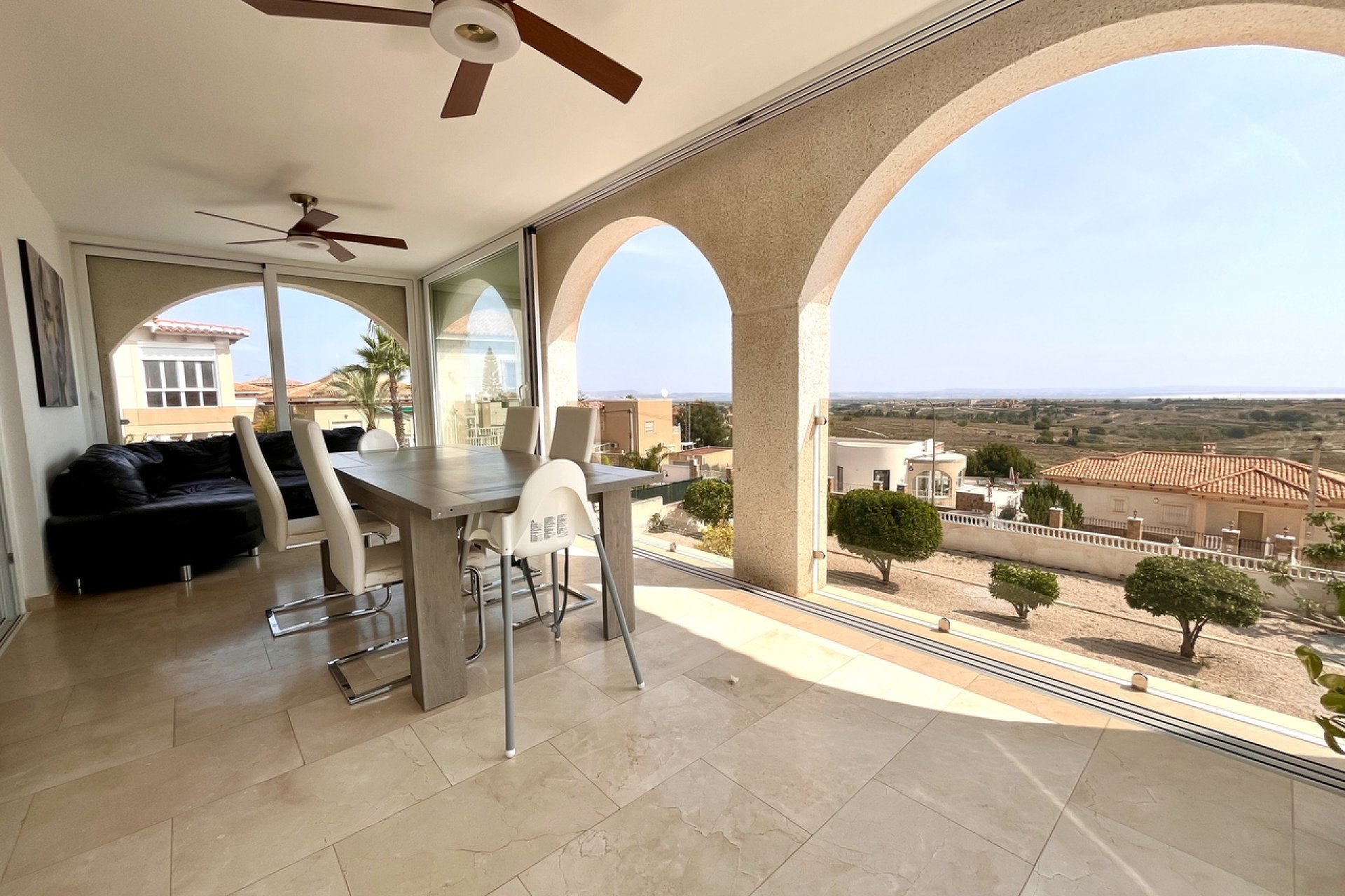 Használt Ingatlanok - Villa -
San Miguel de Salinas - Inland