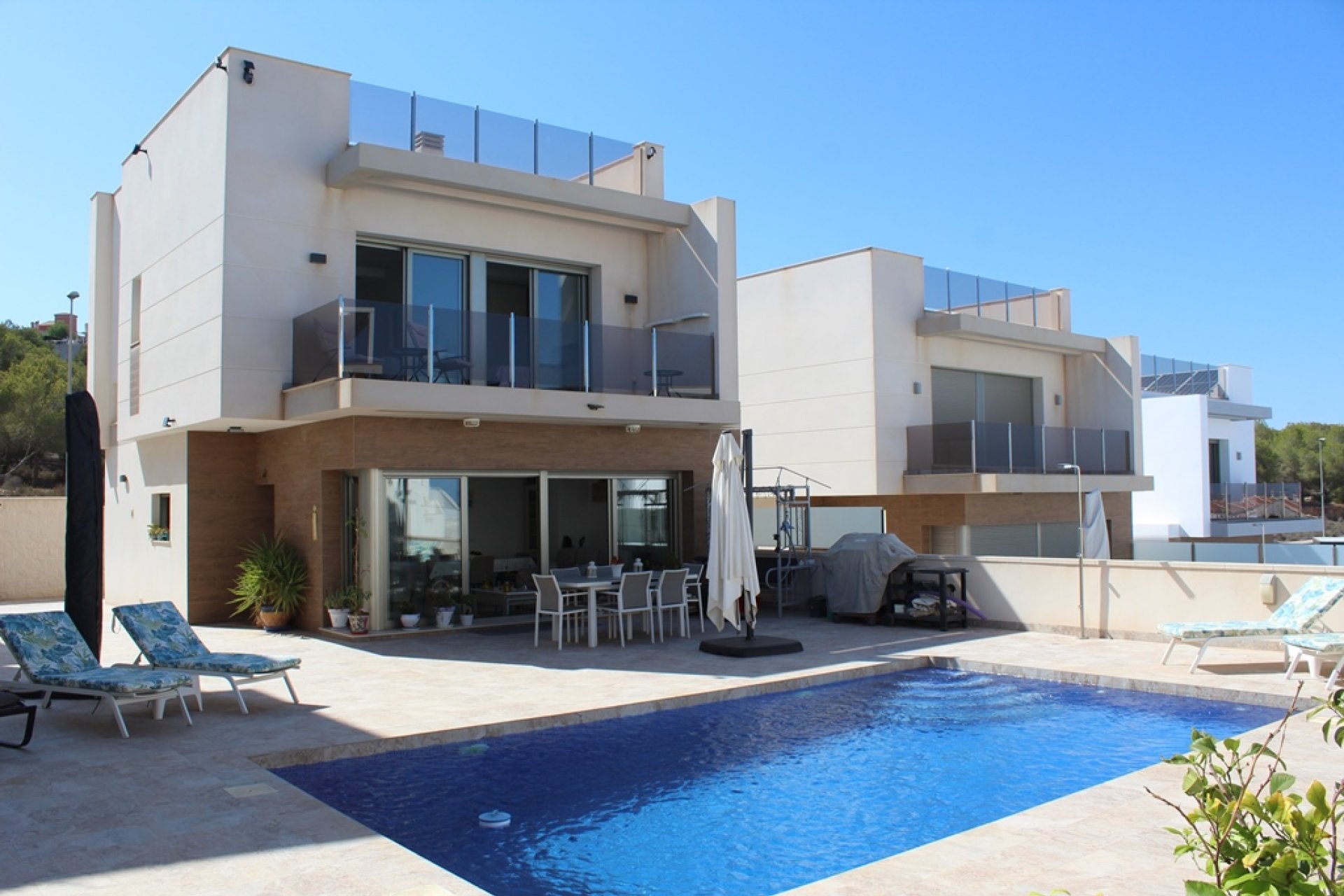 Használt Ingatlanok - Villa -
San Miguel de Salinas - Inland