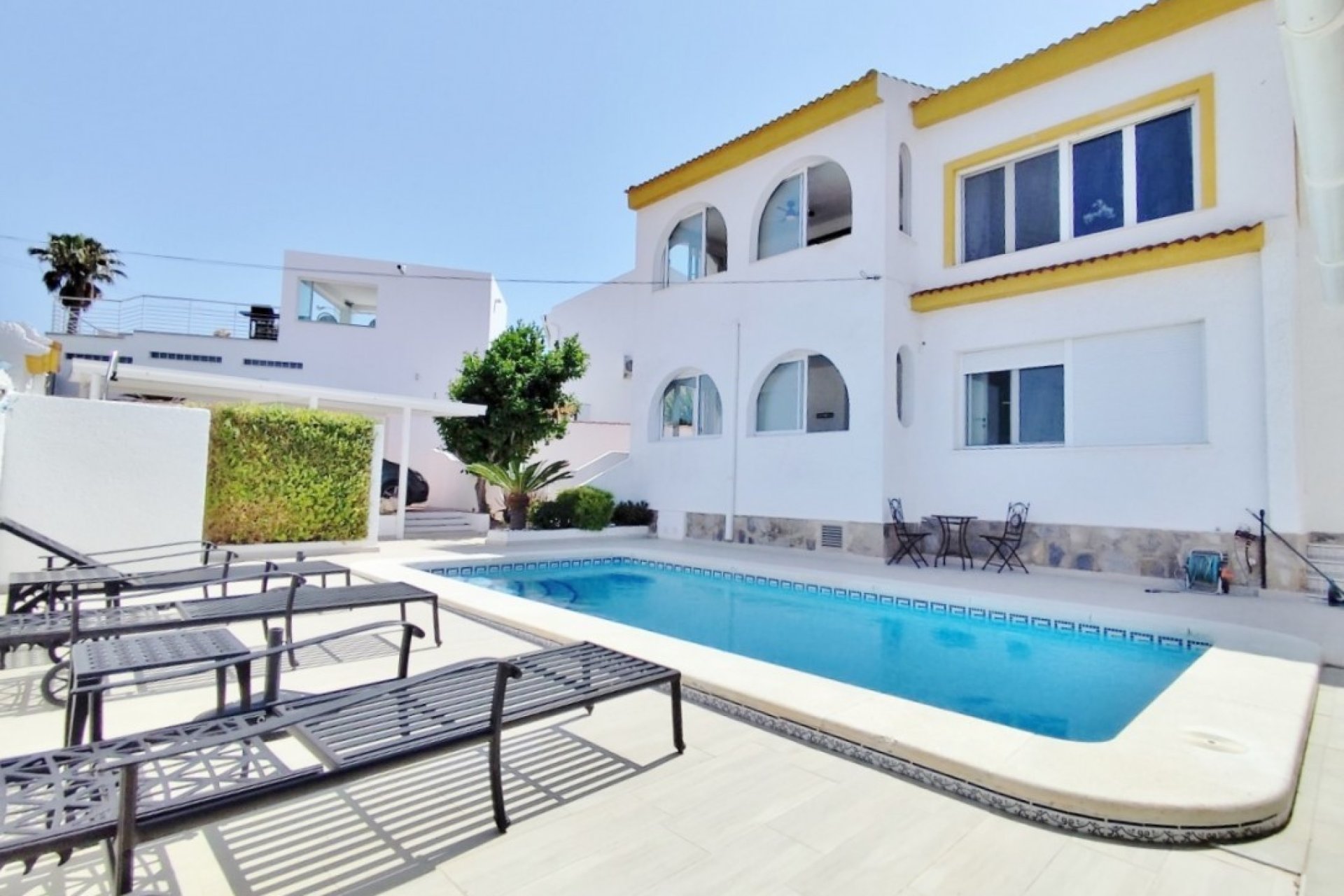 Használt Ingatlanok - Villa -
San Miguel de Salinas - Inland