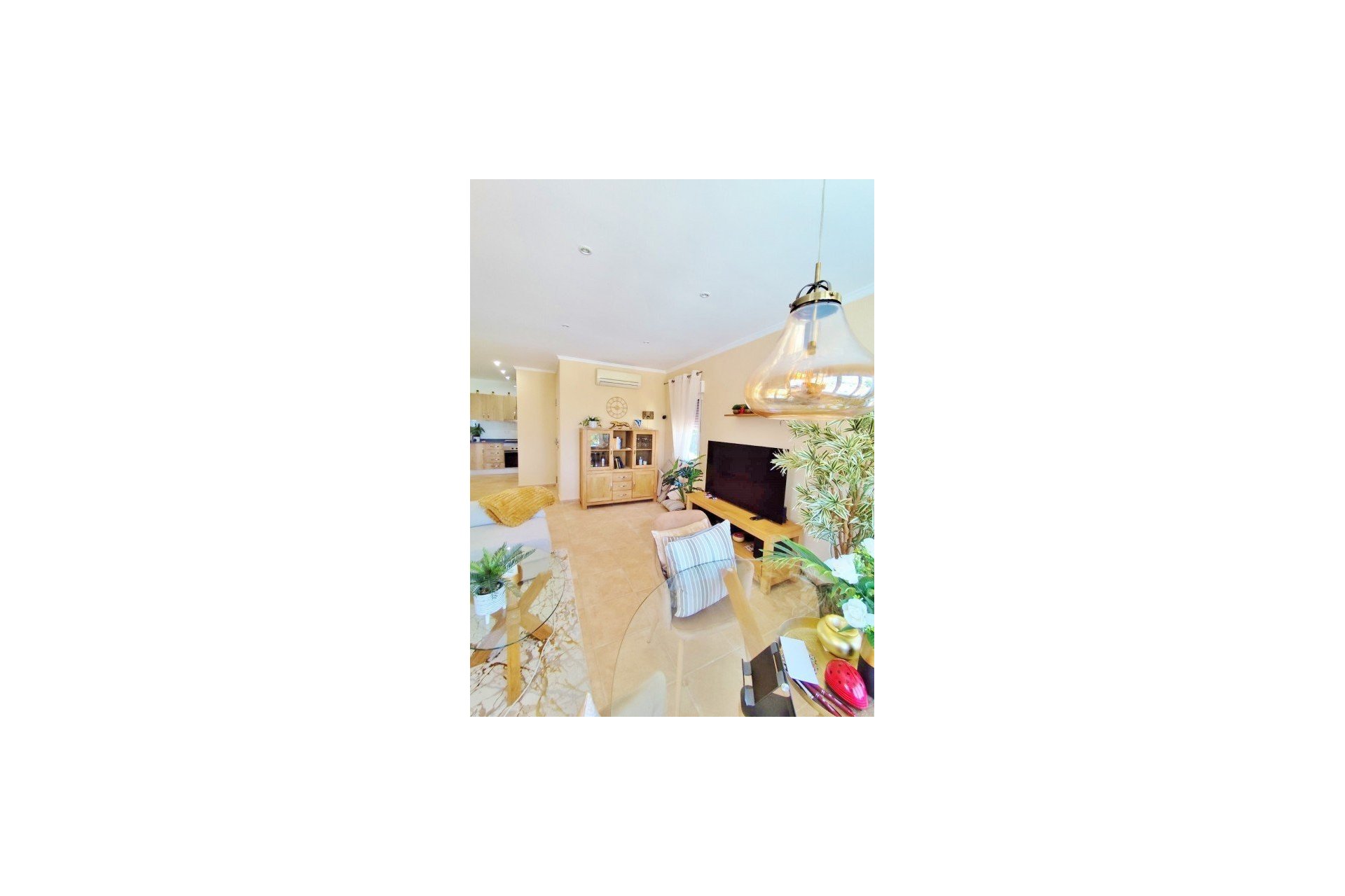 Használt Ingatlanok - Villa -
San Miguel de Salinas - Inland