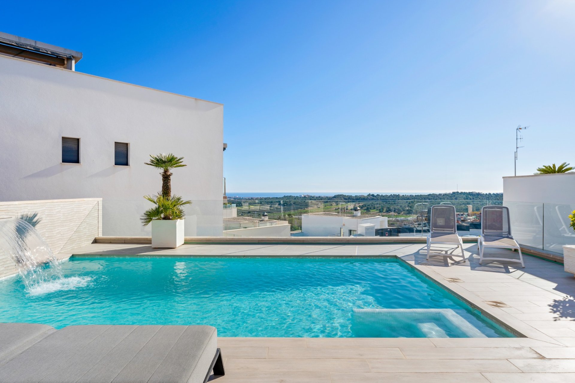 Használt Ingatlanok - Villa -
San Miguel de Salinas - Inland