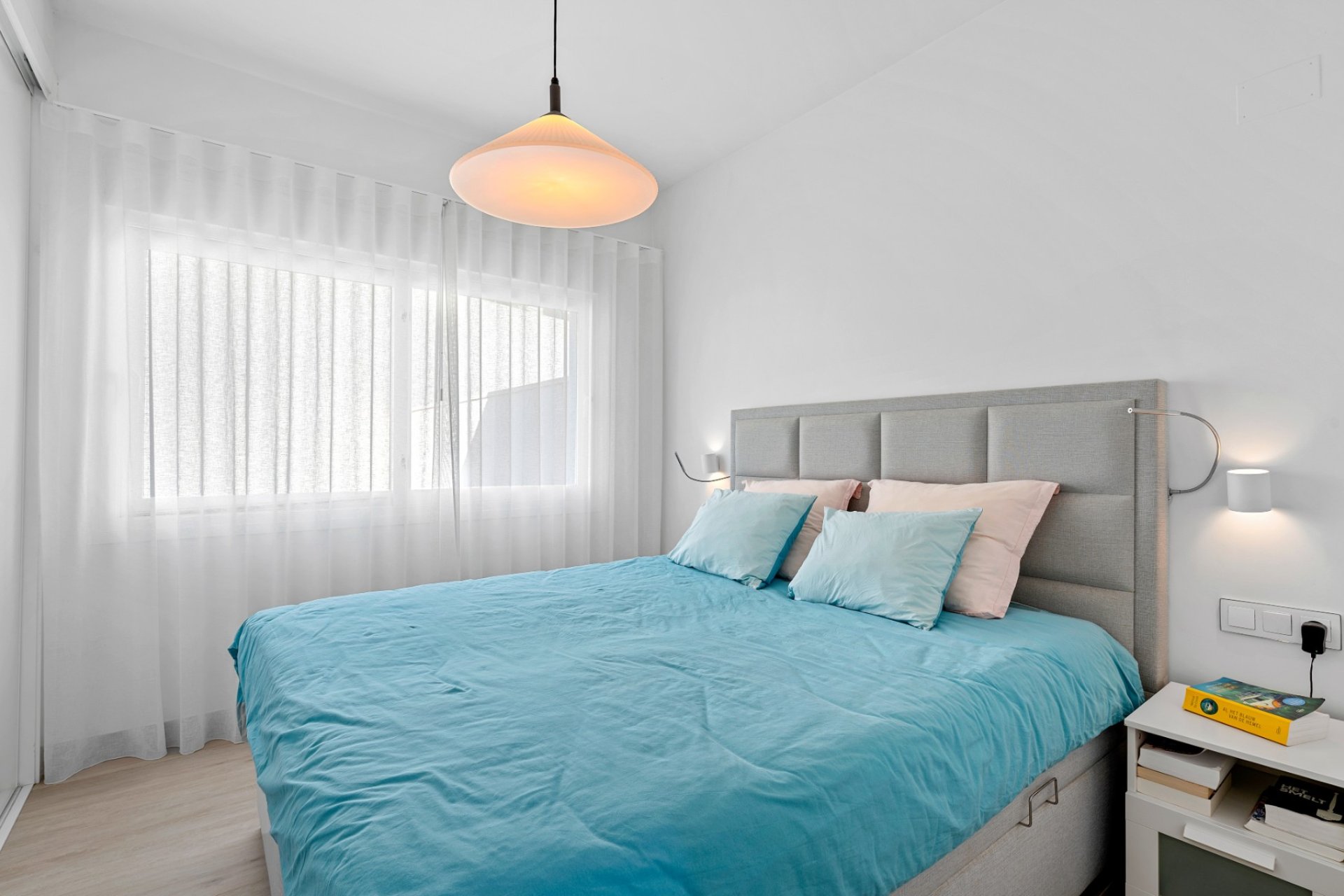 Használt Ingatlanok - Villa -
San Miguel de Salinas - Inland