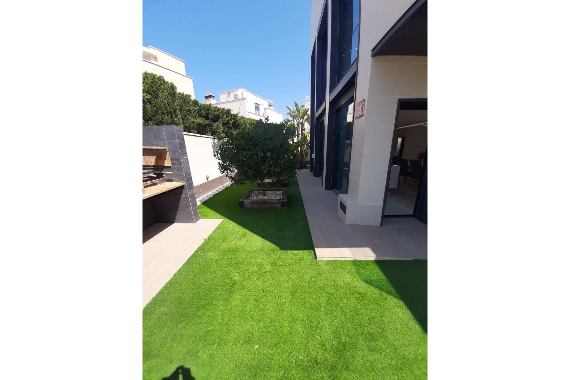 Használt Ingatlanok - Villa -
San Miguel de Salinas - Inland