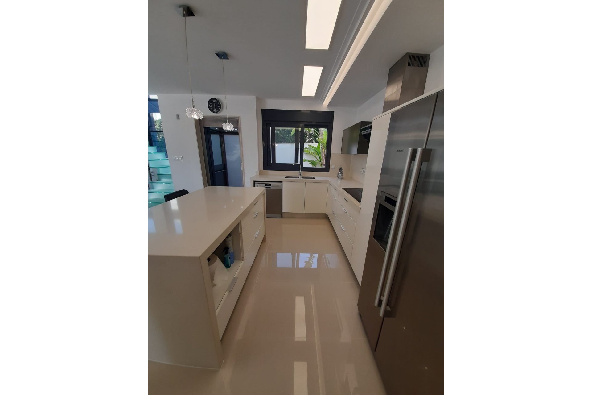 Használt Ingatlanok - Villa -
San Miguel de Salinas - Inland