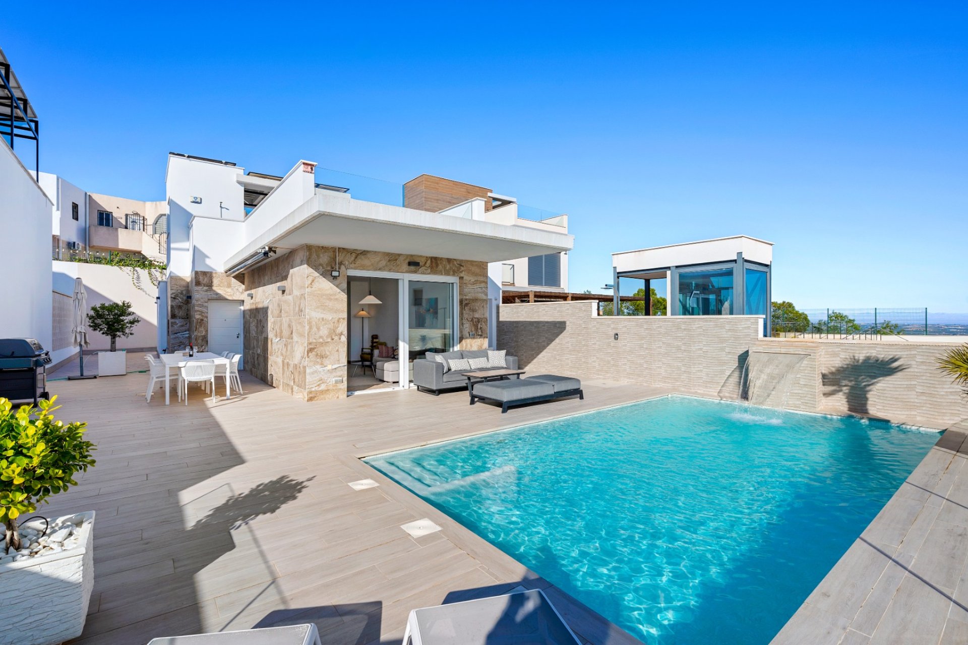 Használt Ingatlanok - Villa -
San Miguel de Salinas - Inland
