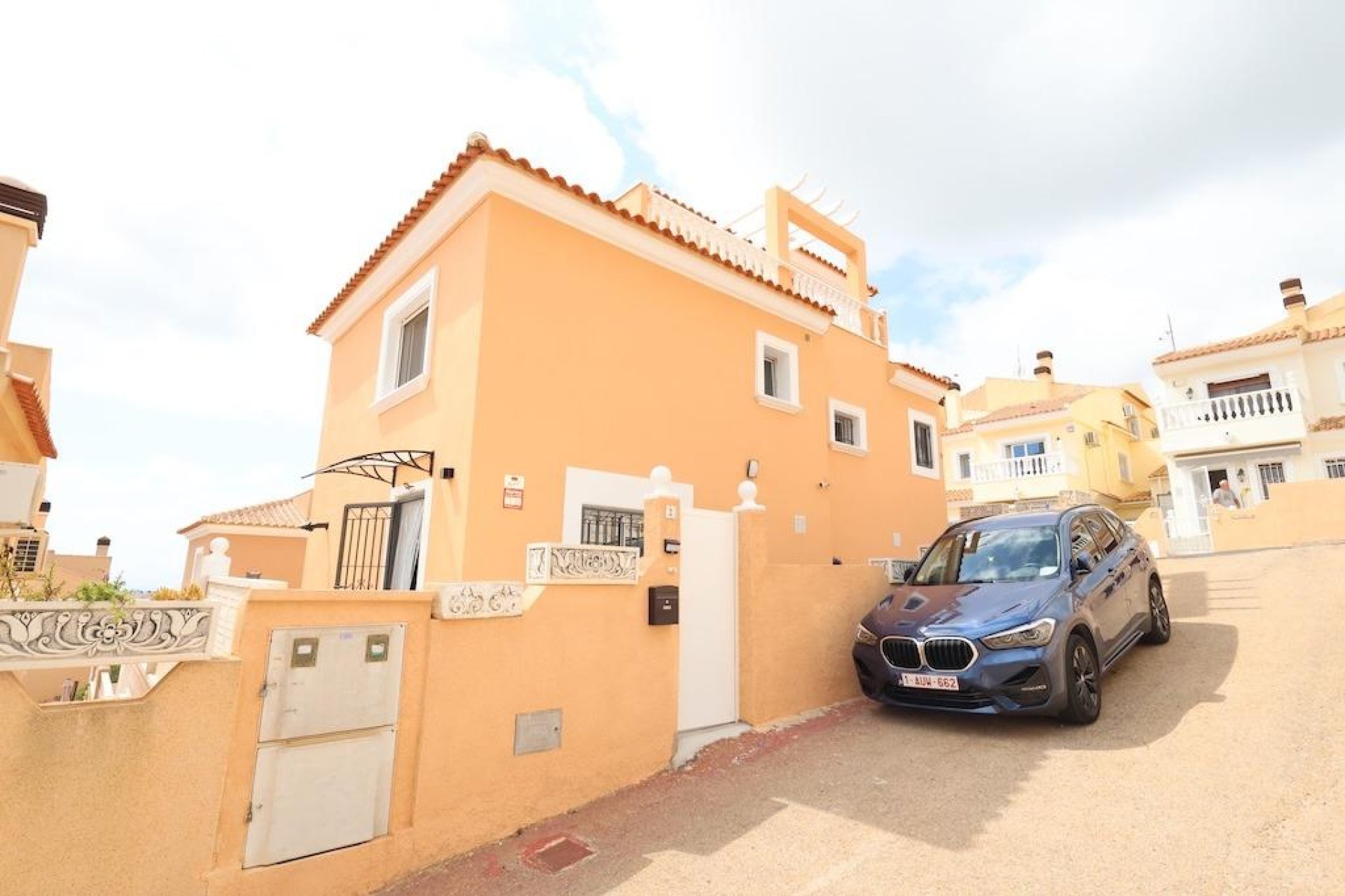 Használt Ingatlanok - Villa -
San Miguel de Salinas - Inland