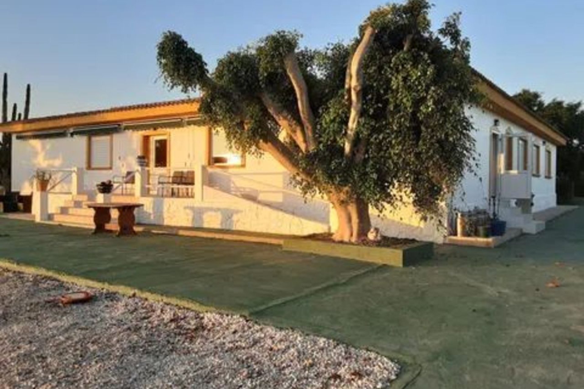 Használt Ingatlanok - Villa -
San Miguel de Salinas - Inland