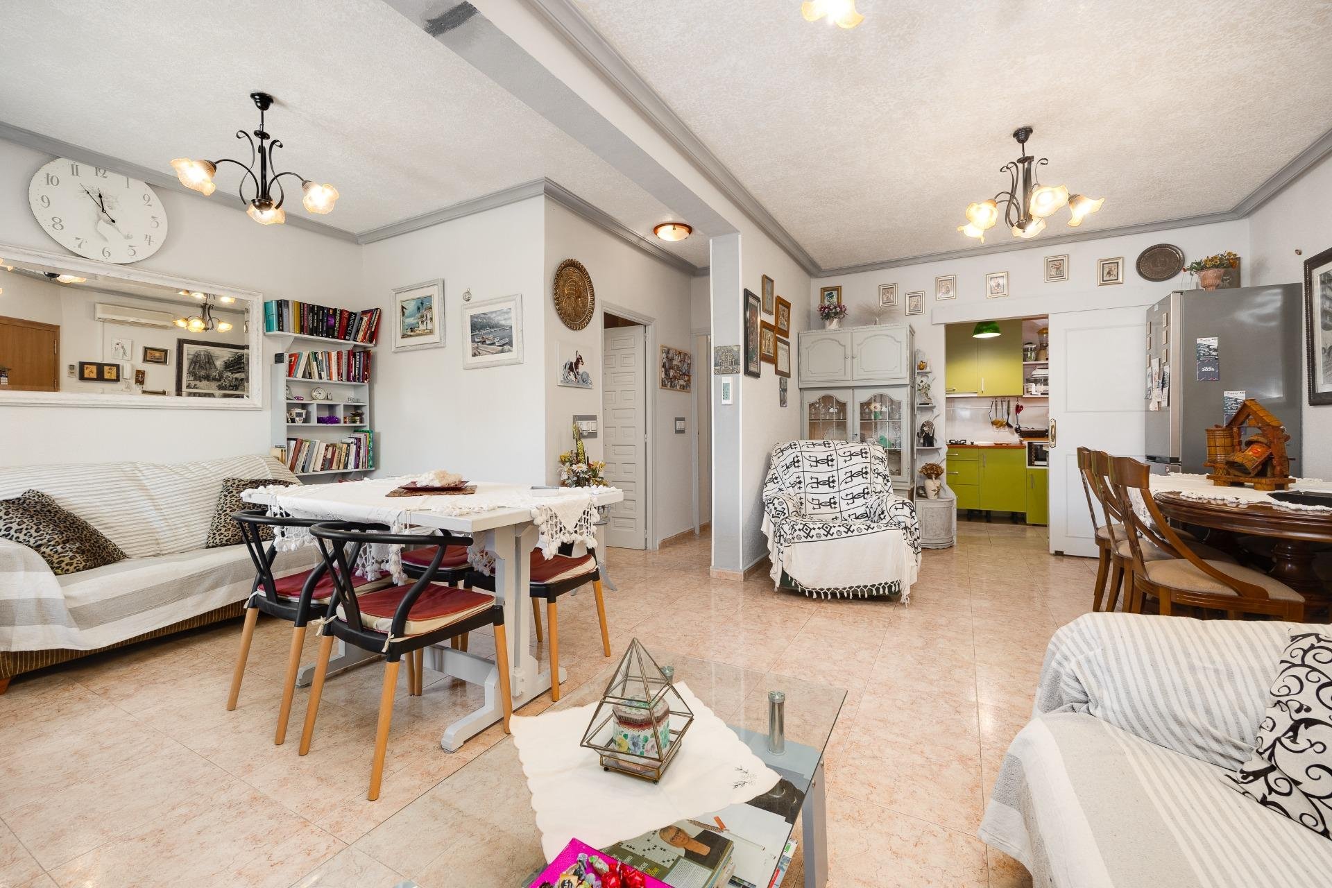 Használt Ingatlanok - Villa -
Torrevieja - Aguas Nuevas