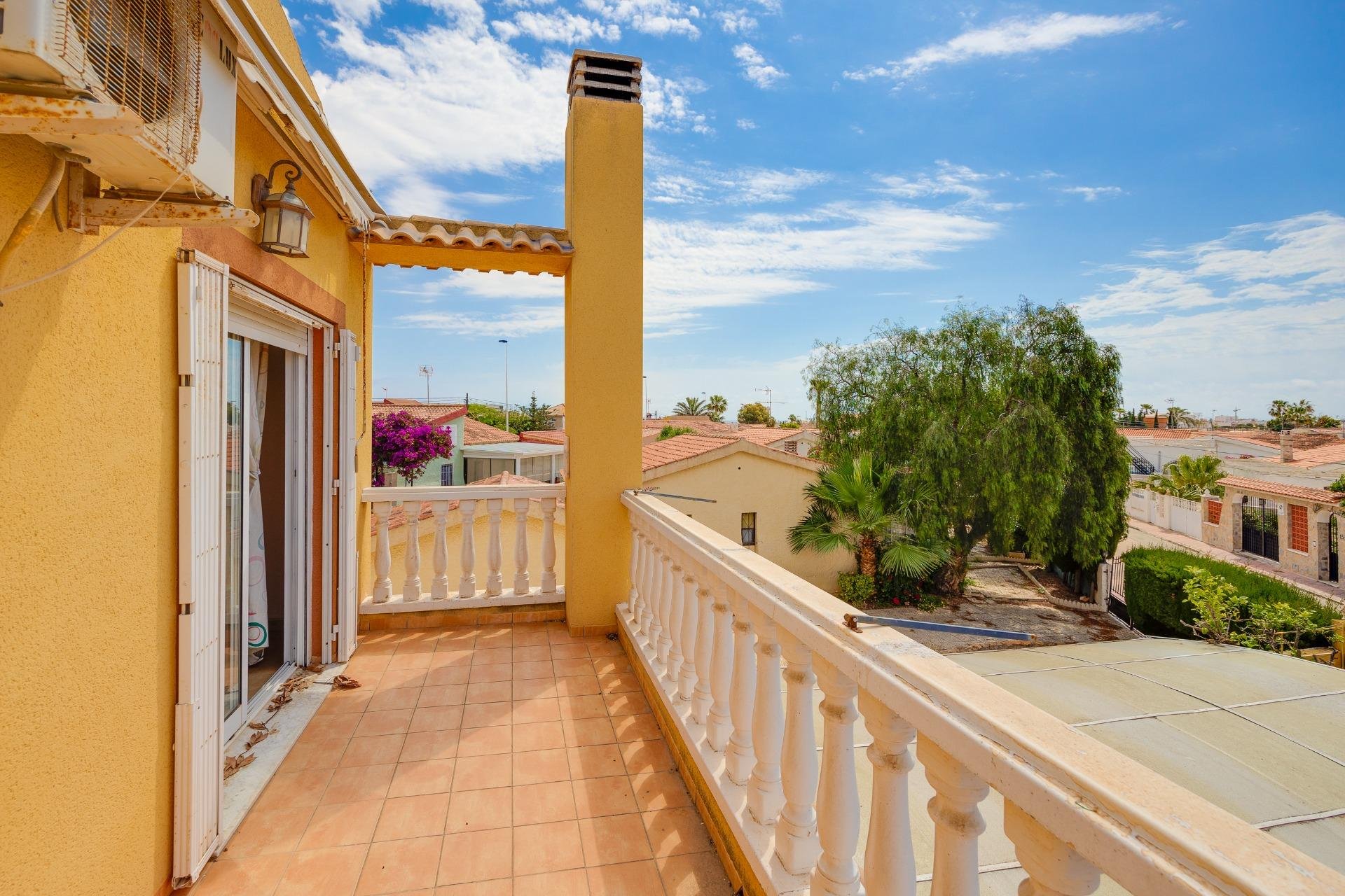Használt Ingatlanok - Villa -
Torrevieja - Aguas Nuevas