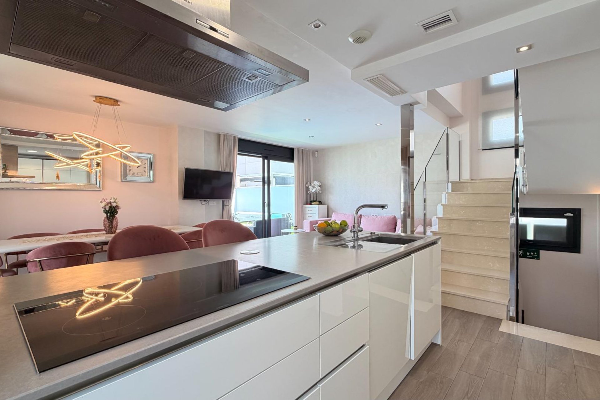 Használt Ingatlanok - Villa -
Torrevieja - Aguas Nuevas