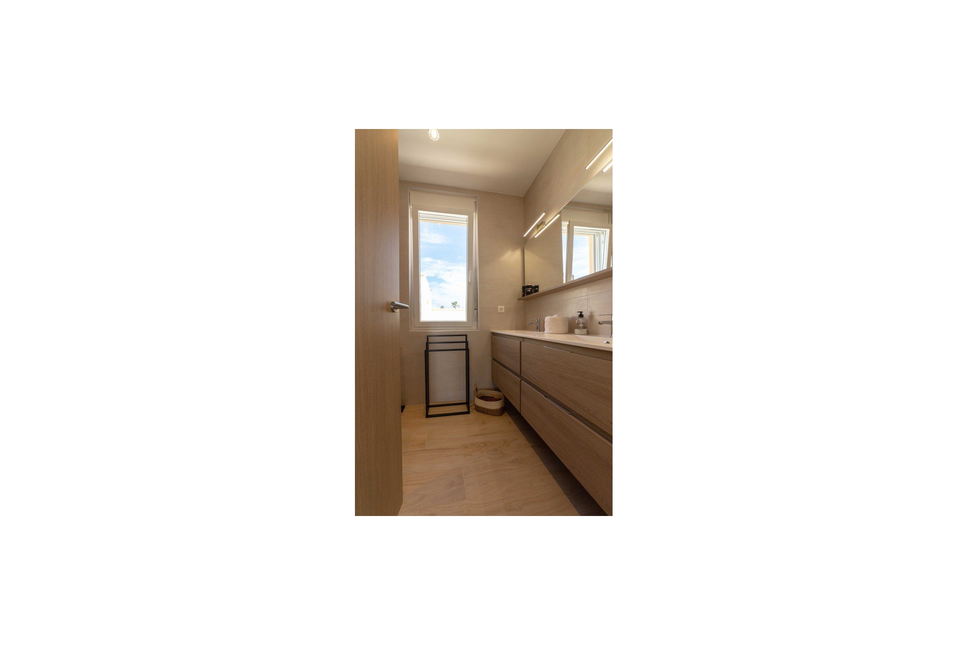 Használt Ingatlanok - Villa -
Torrevieja - Costa Blanca