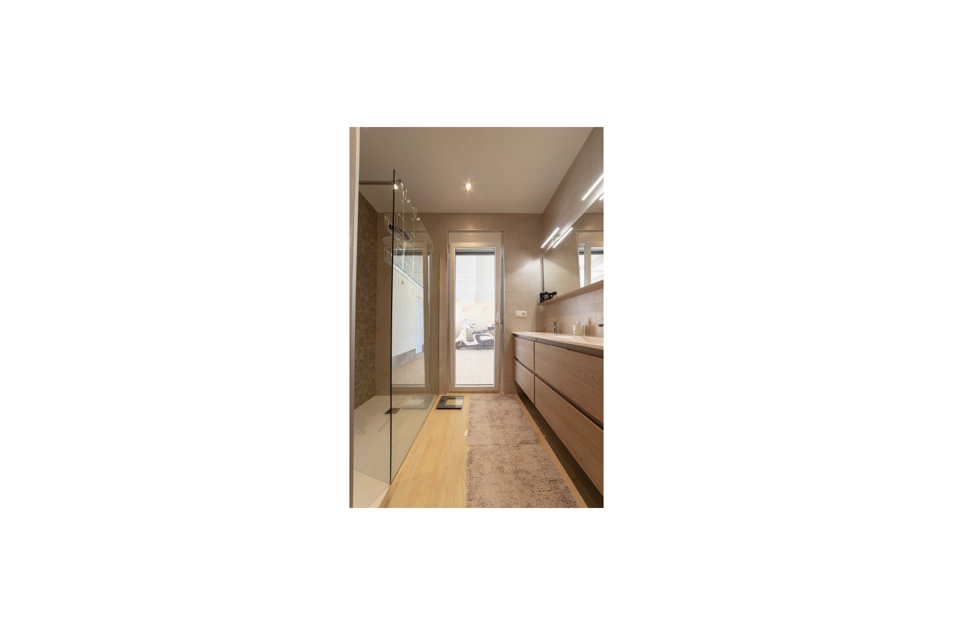 Használt Ingatlanok - Villa -
Torrevieja - Costa Blanca