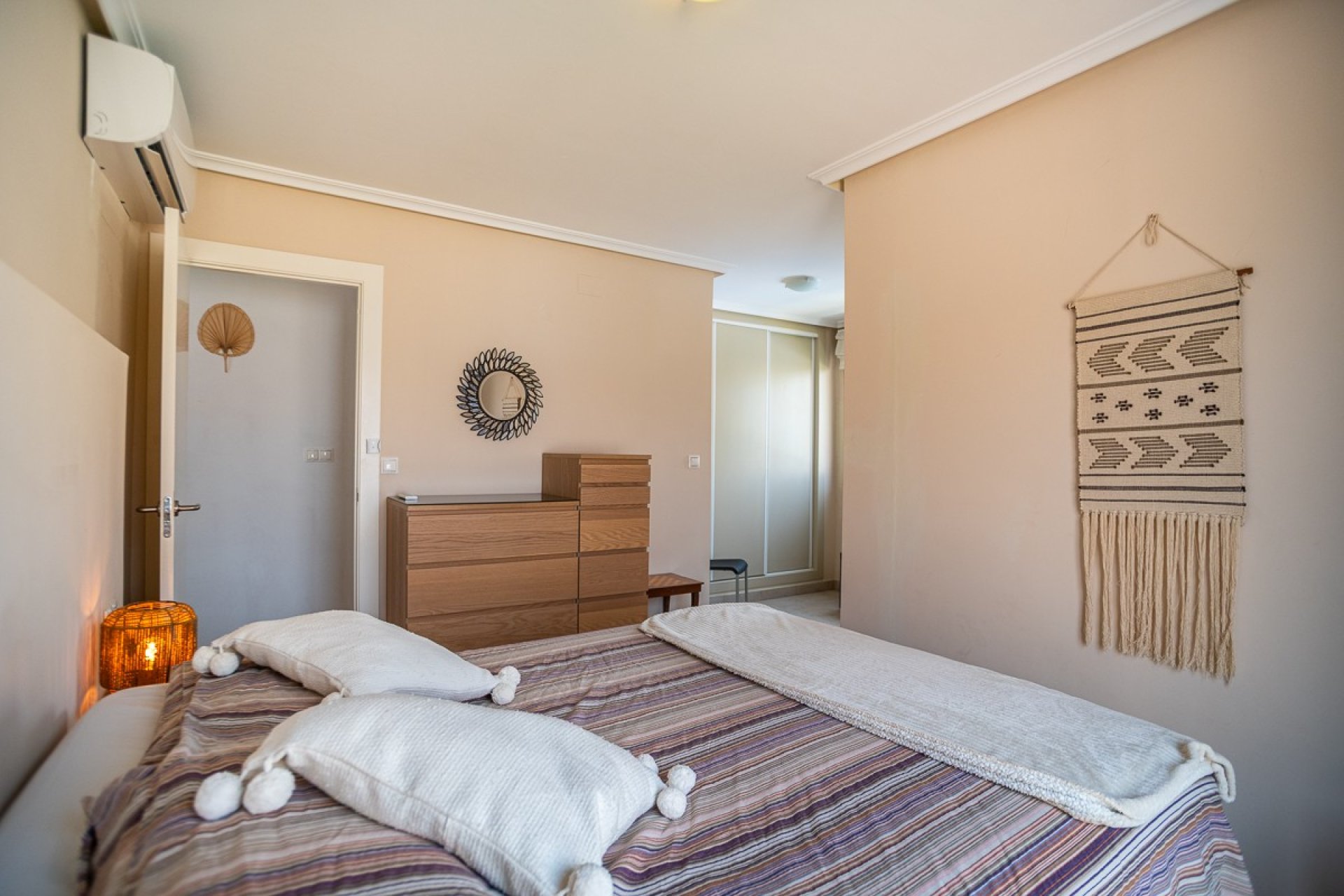 Használt Ingatlanok - Villa -
Torrevieja - Costa Blanca