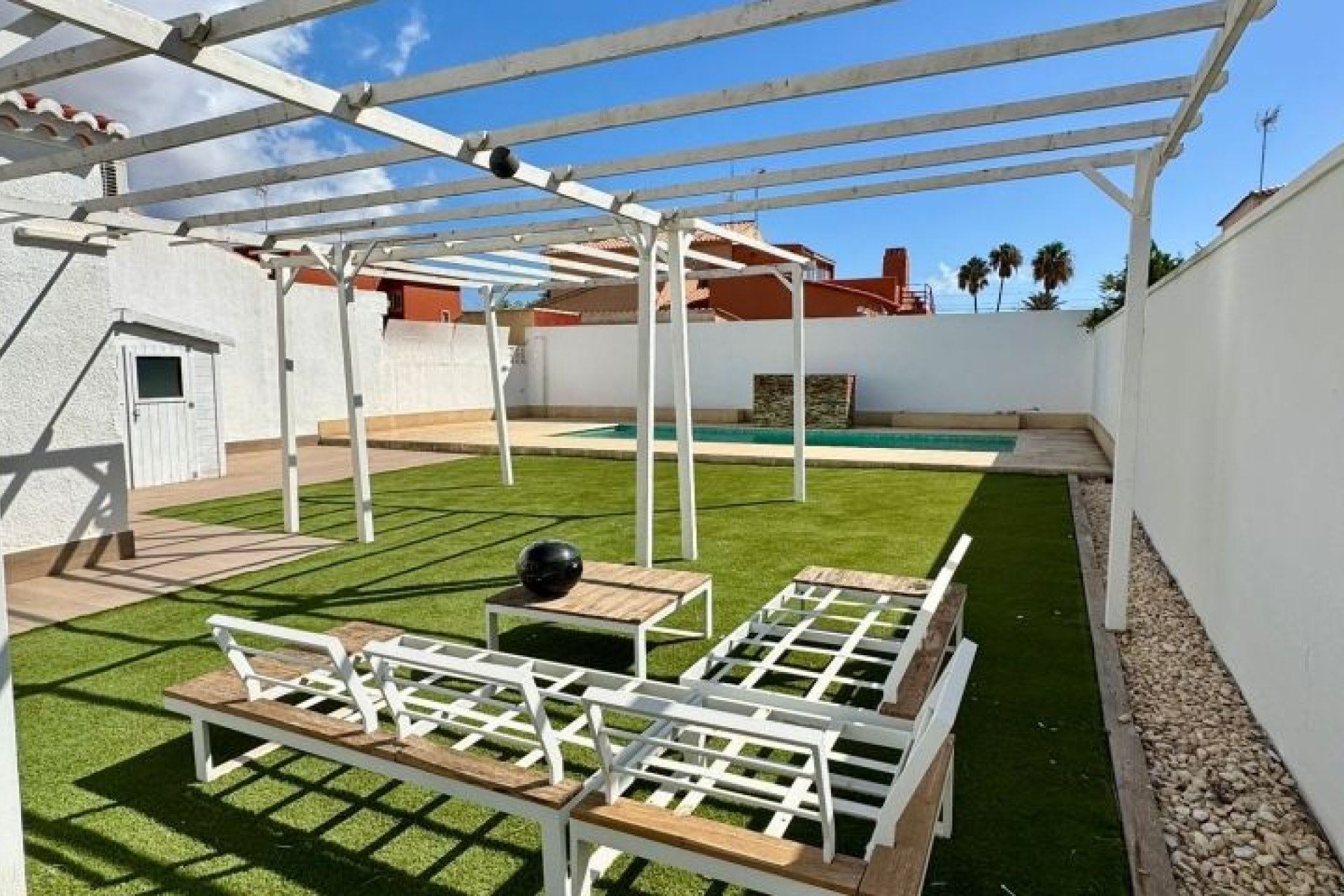 Használt Ingatlanok - Villa -
Torrevieja - Costa Blanca