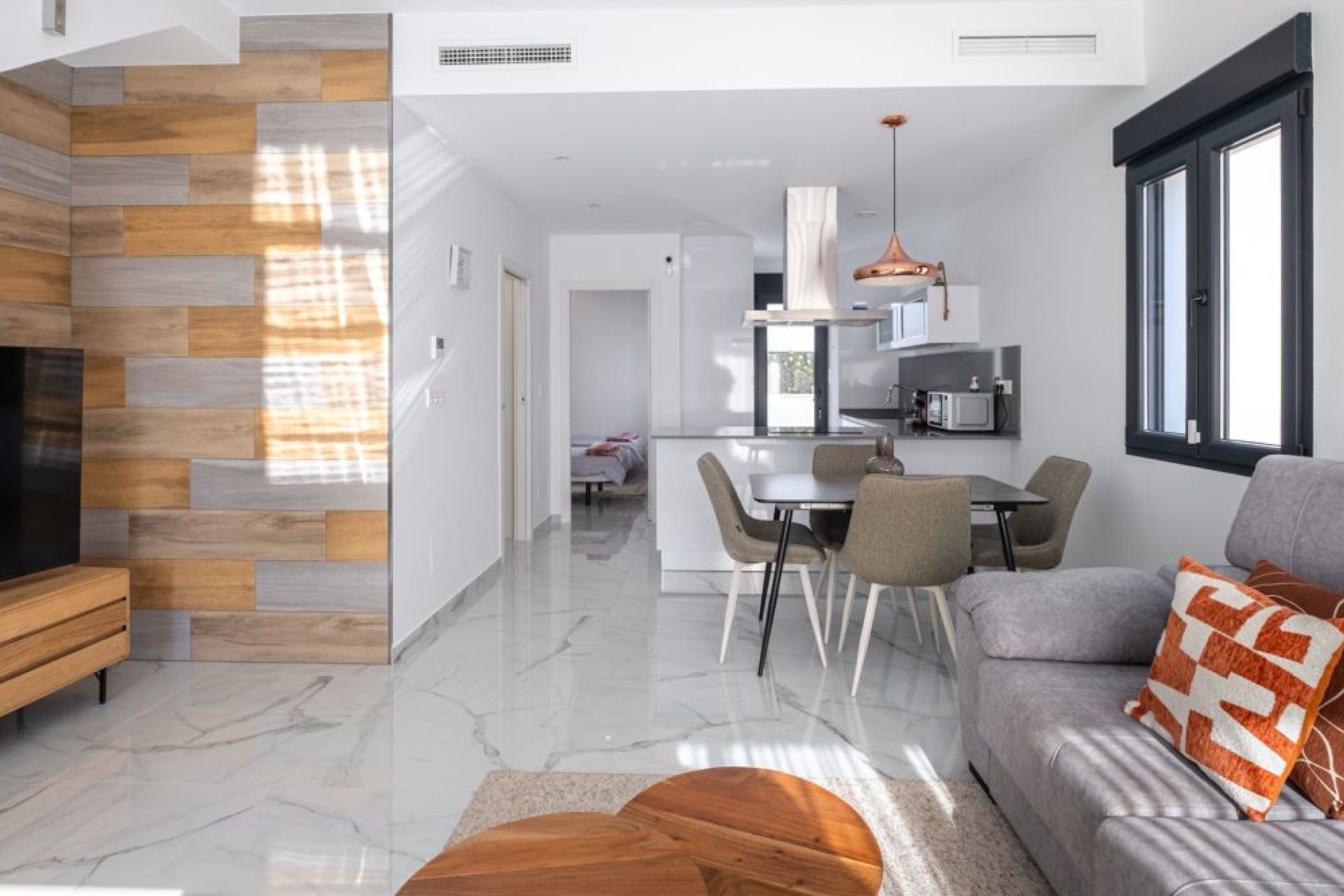 Használt Ingatlanok - Villa -
Torrevieja - Costa Blanca