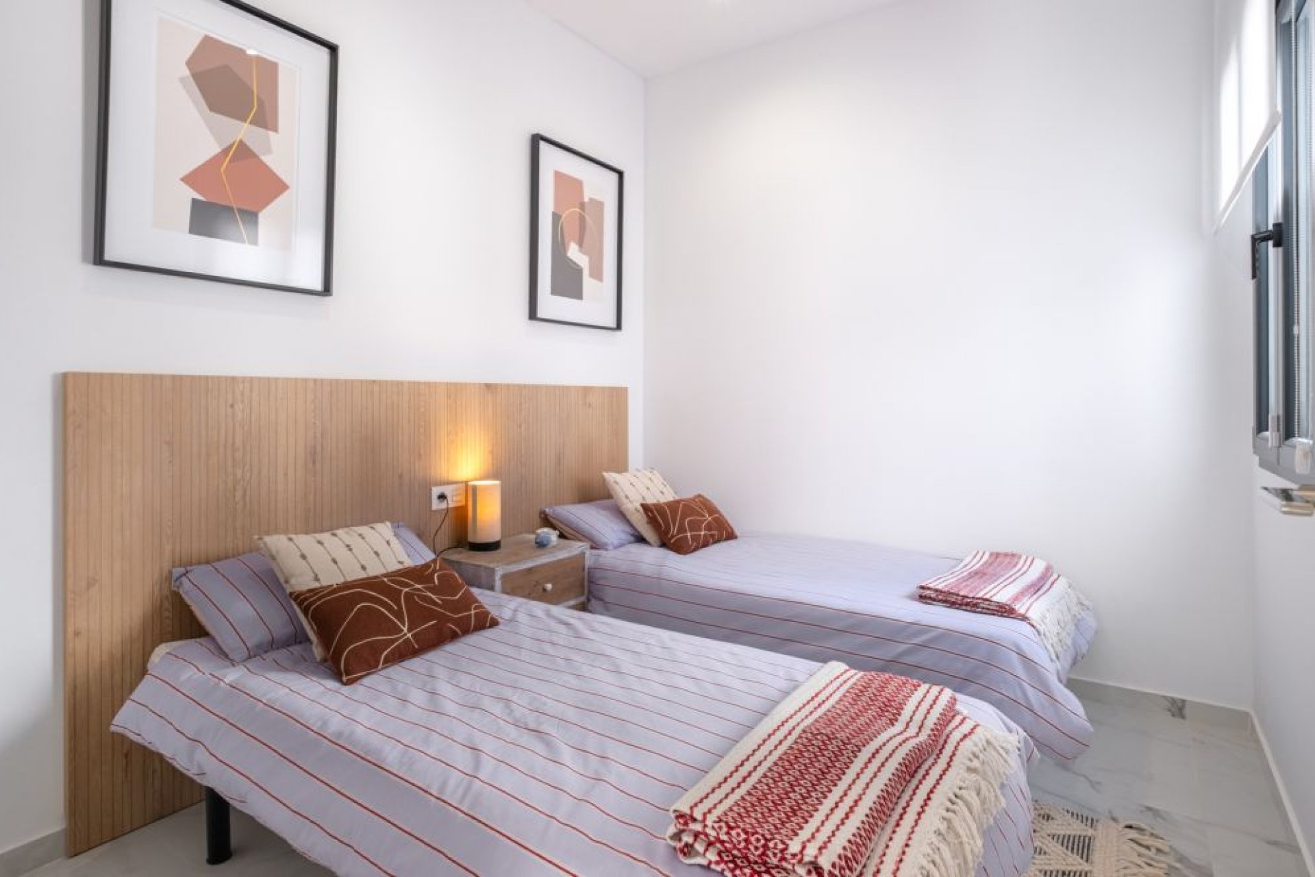 Használt Ingatlanok - Villa -
Torrevieja - Costa Blanca