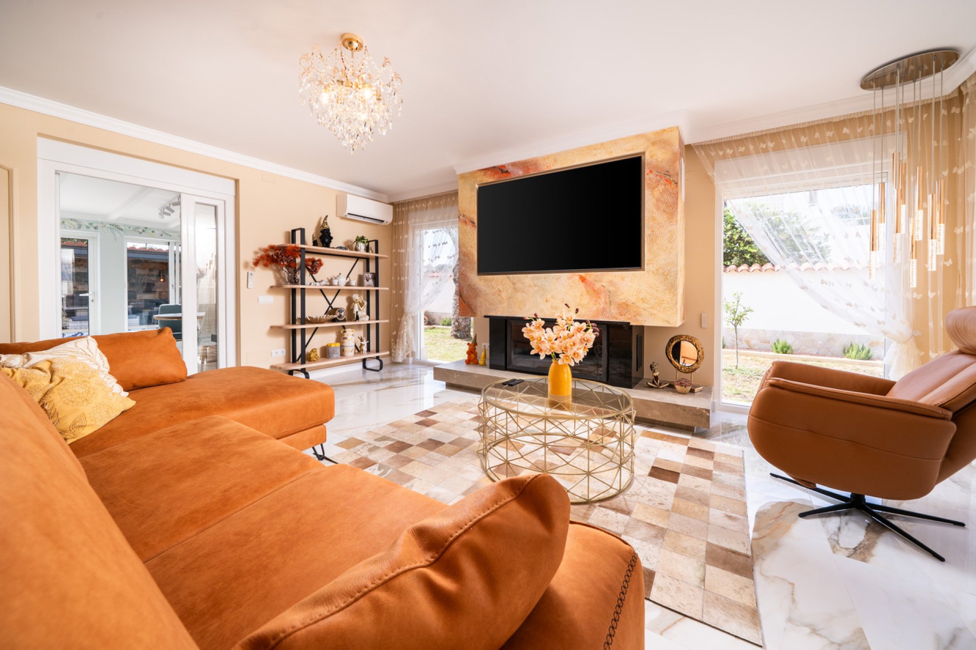 Használt Ingatlanok - Villa -
Torrevieja - Costa Blanca