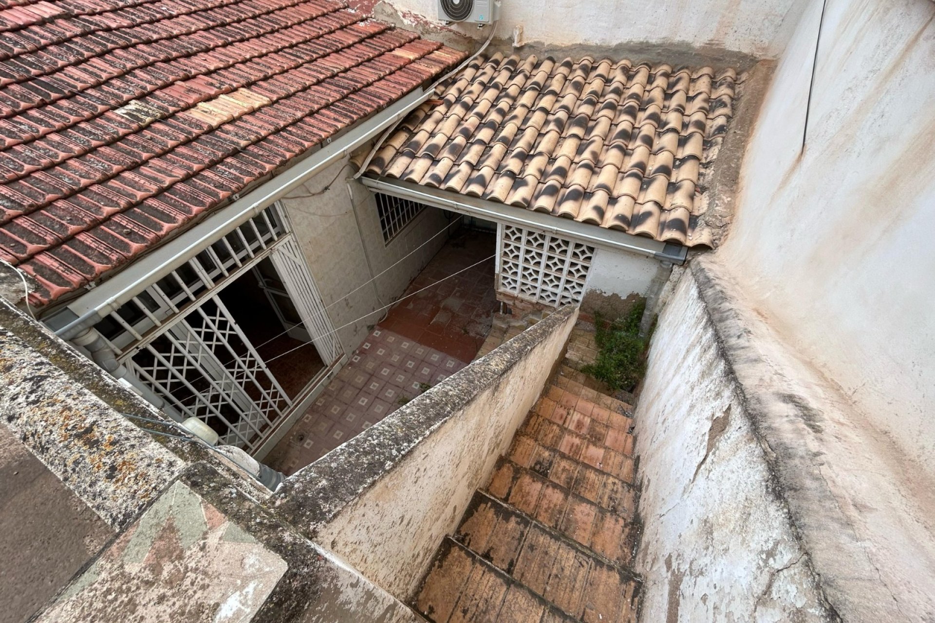 Használt Ingatlanok - Villa -
Torrevieja - Costa Blanca