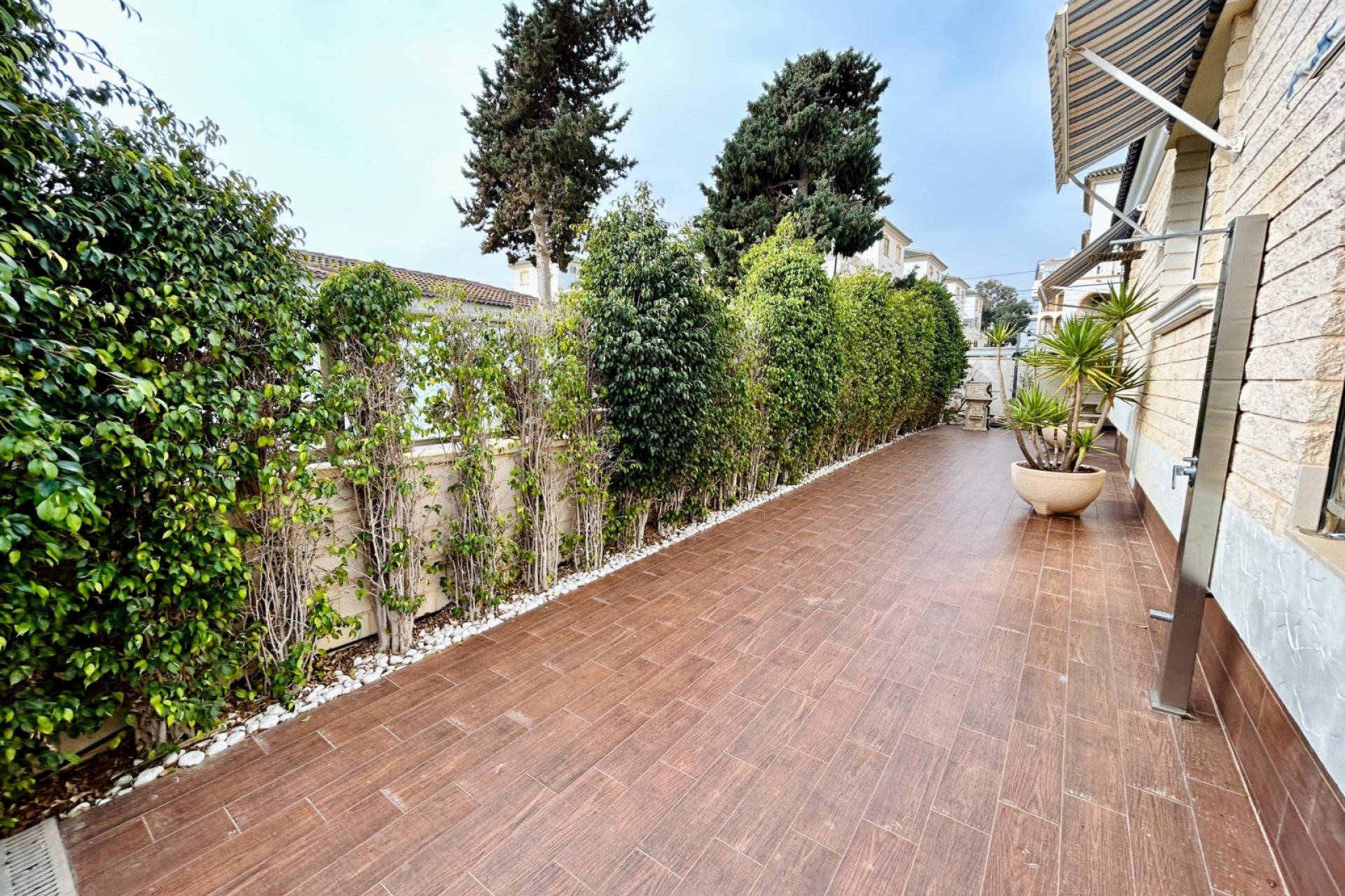 Használt Ingatlanok - Villa -
Torrevieja - Costa Blanca